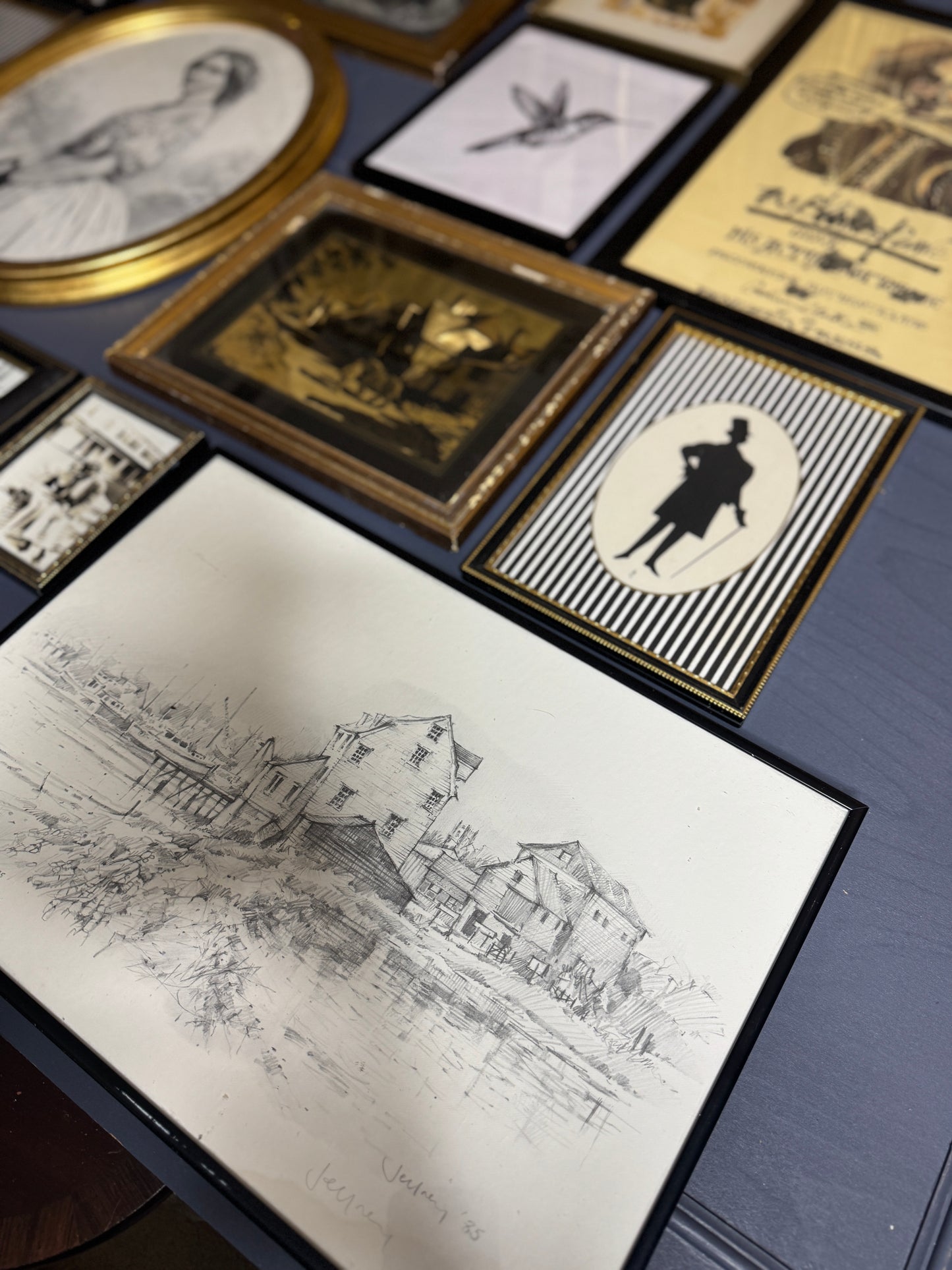 Noir Elegance Collection – Vintage Gallery Wall Set