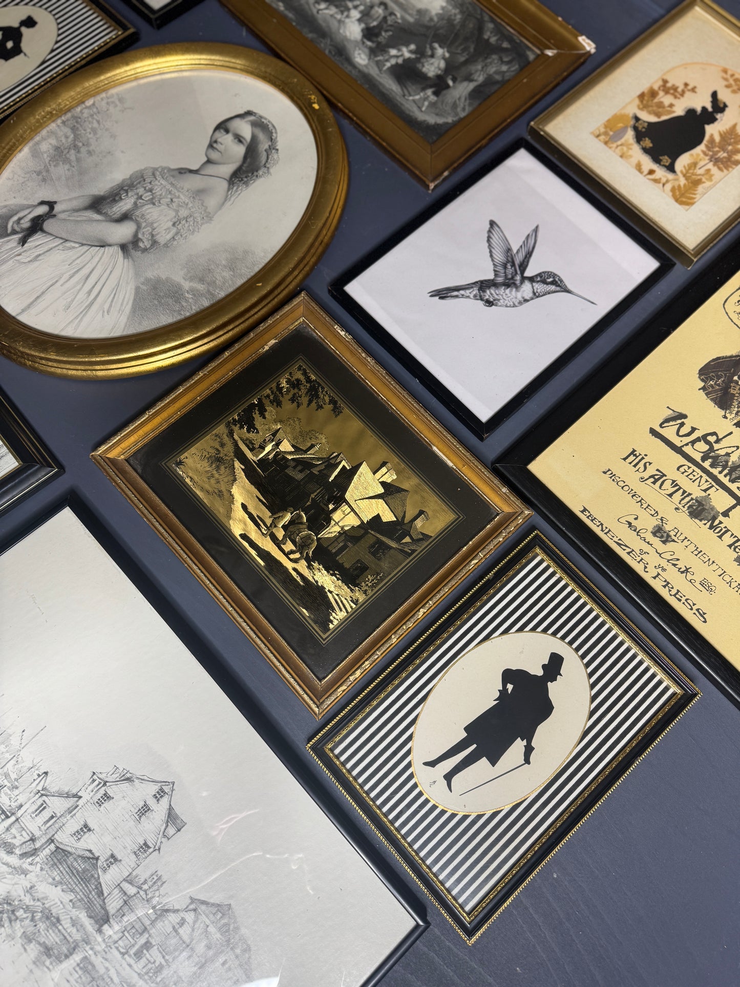 Noir Elegance Collection – Vintage Gallery Wall Set