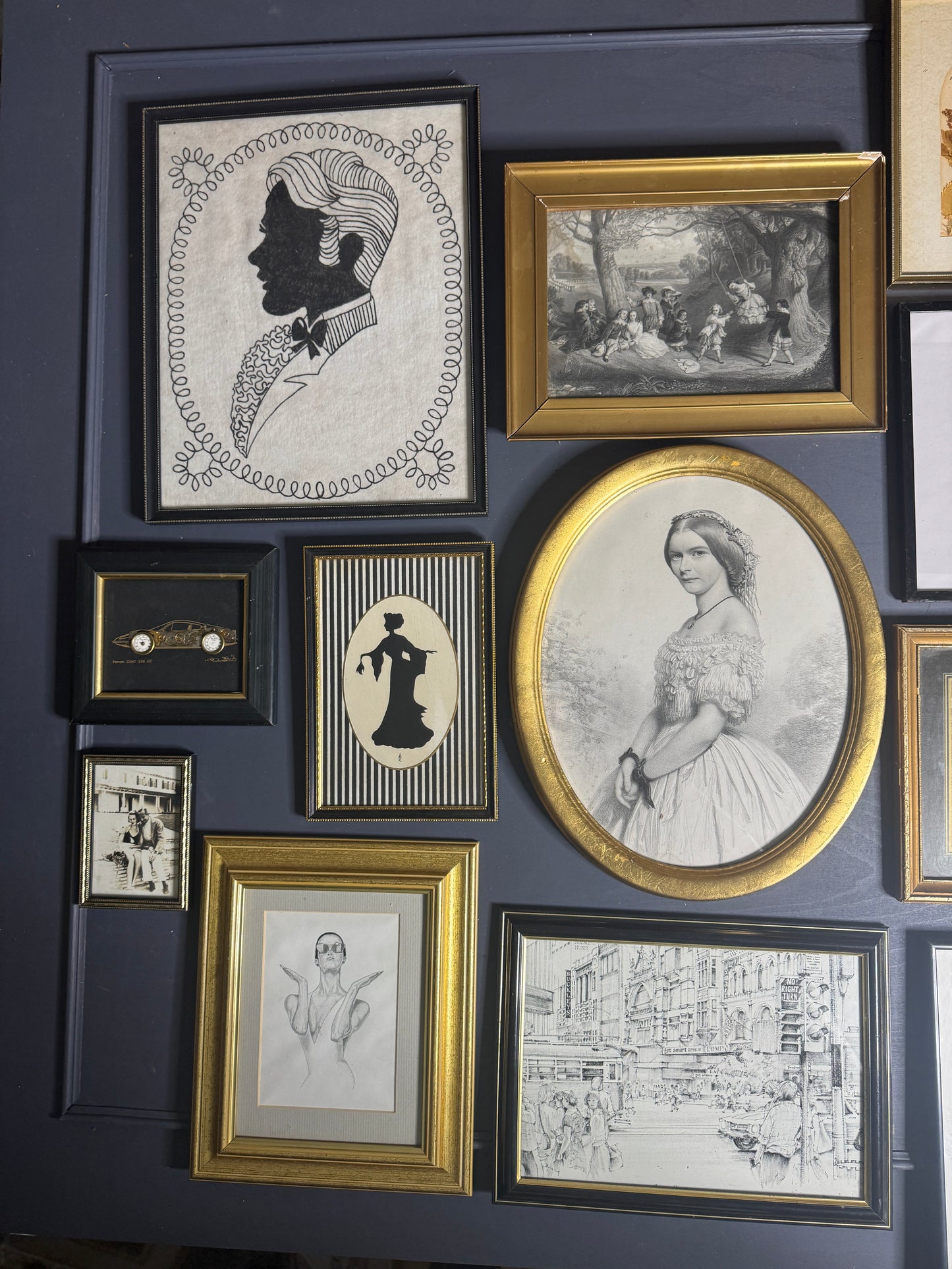 Noir Elegance Collection – Vintage Gallery Wall Set