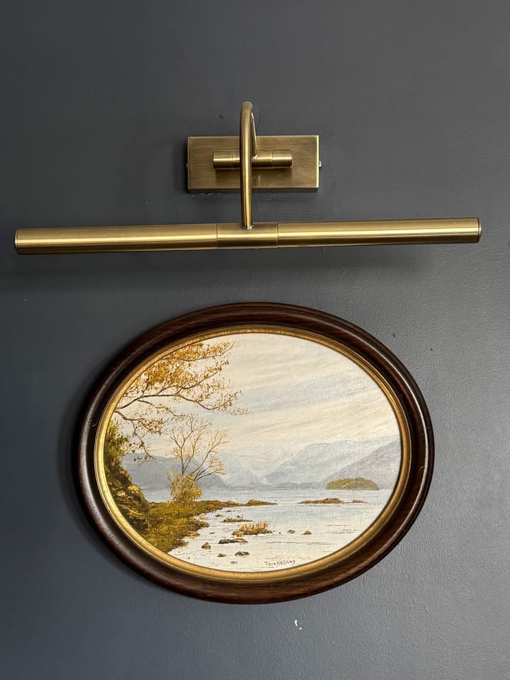 Vintage Original Signed Oil Painting by Tom Holland in Wooden Oval frame