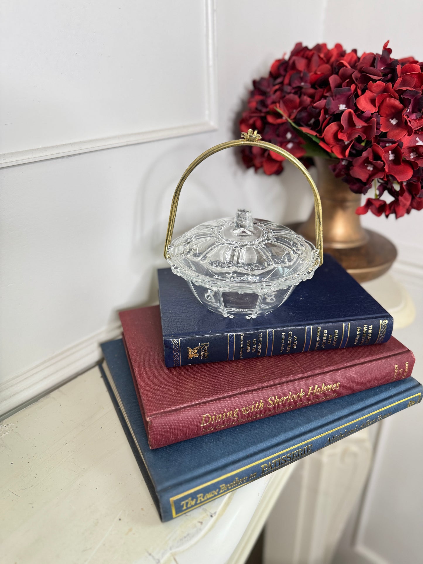 Antique Glass Jewellery Box and Decorative Trinket Storage for Keepsakes