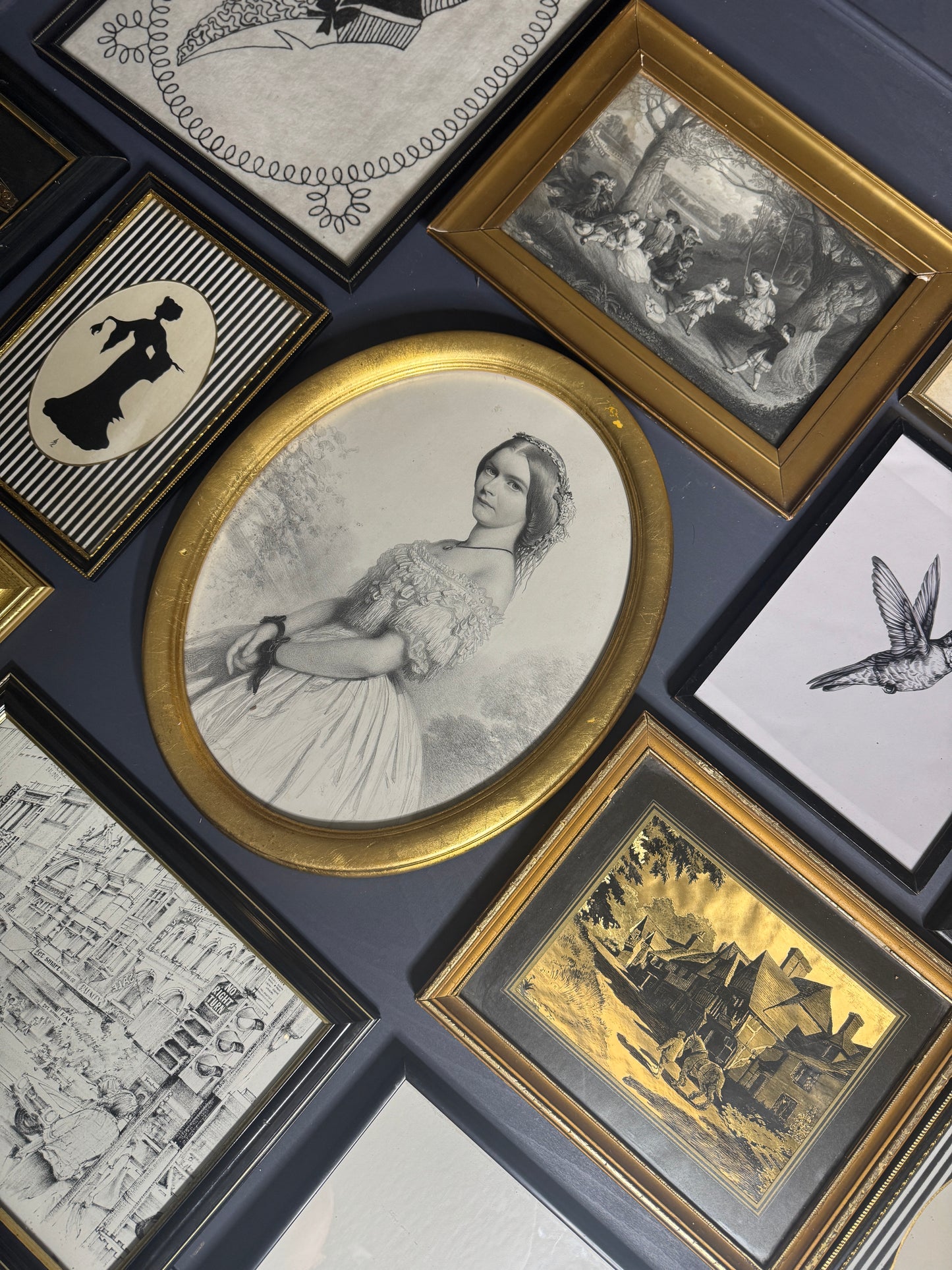 Noir Elegance Collection – Vintage Gallery Wall Set