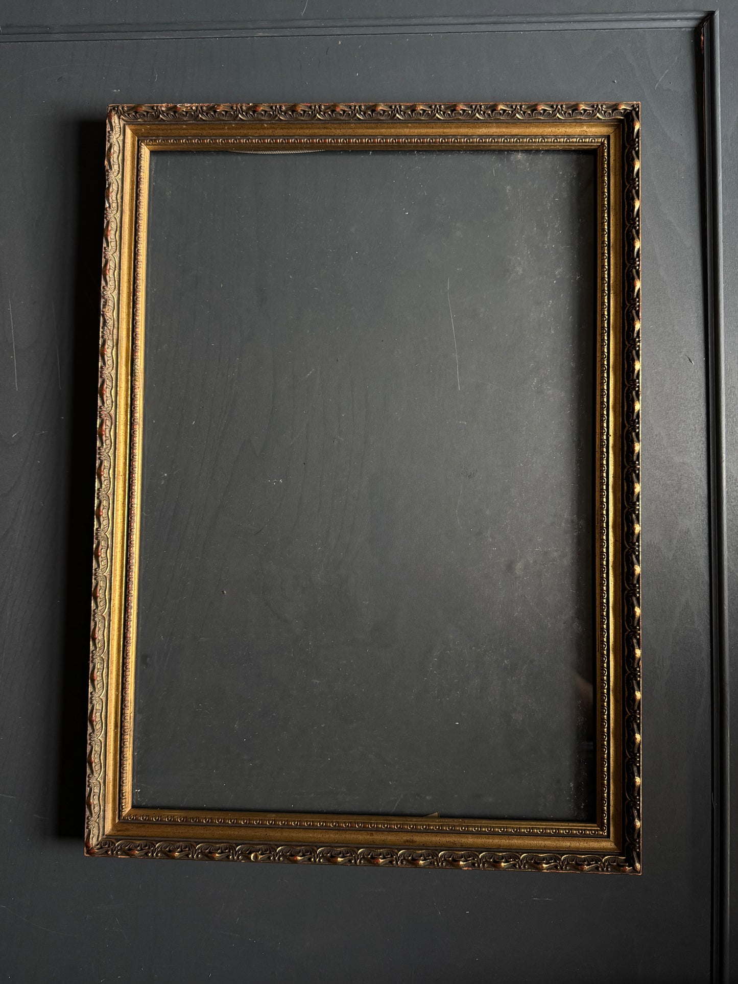 Vintage Gilt Antique Belcôte Frame