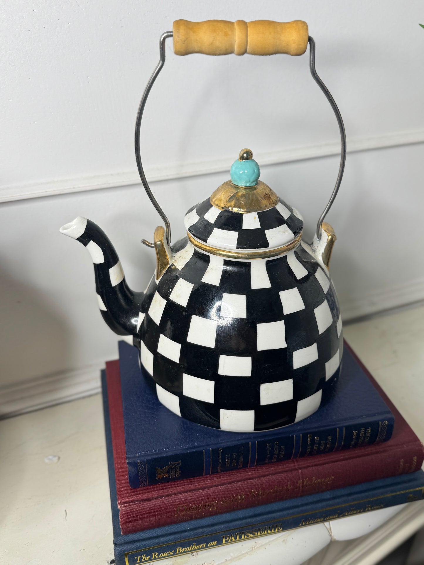 Black & White Checked Ceramic Teapot – Inspired by MacKenzie-Childs Courtly Check – 1.5L Harlequin Tea Pot