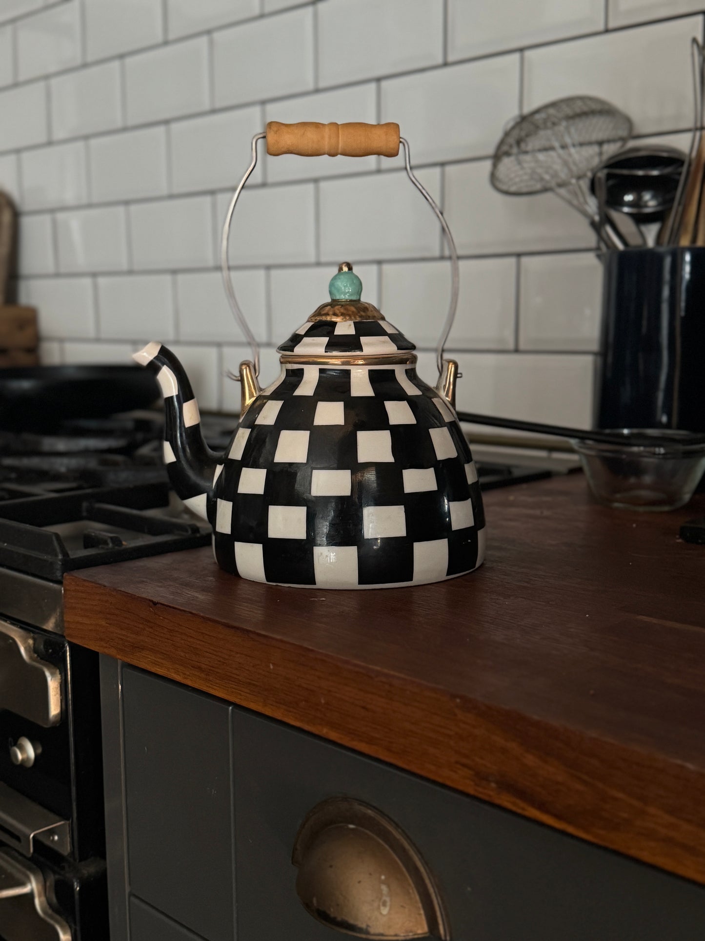 Black & White Checked Ceramic Teapot – Inspired by MacKenzie-Childs Courtly Check – 1.5L Harlequin Tea Pot