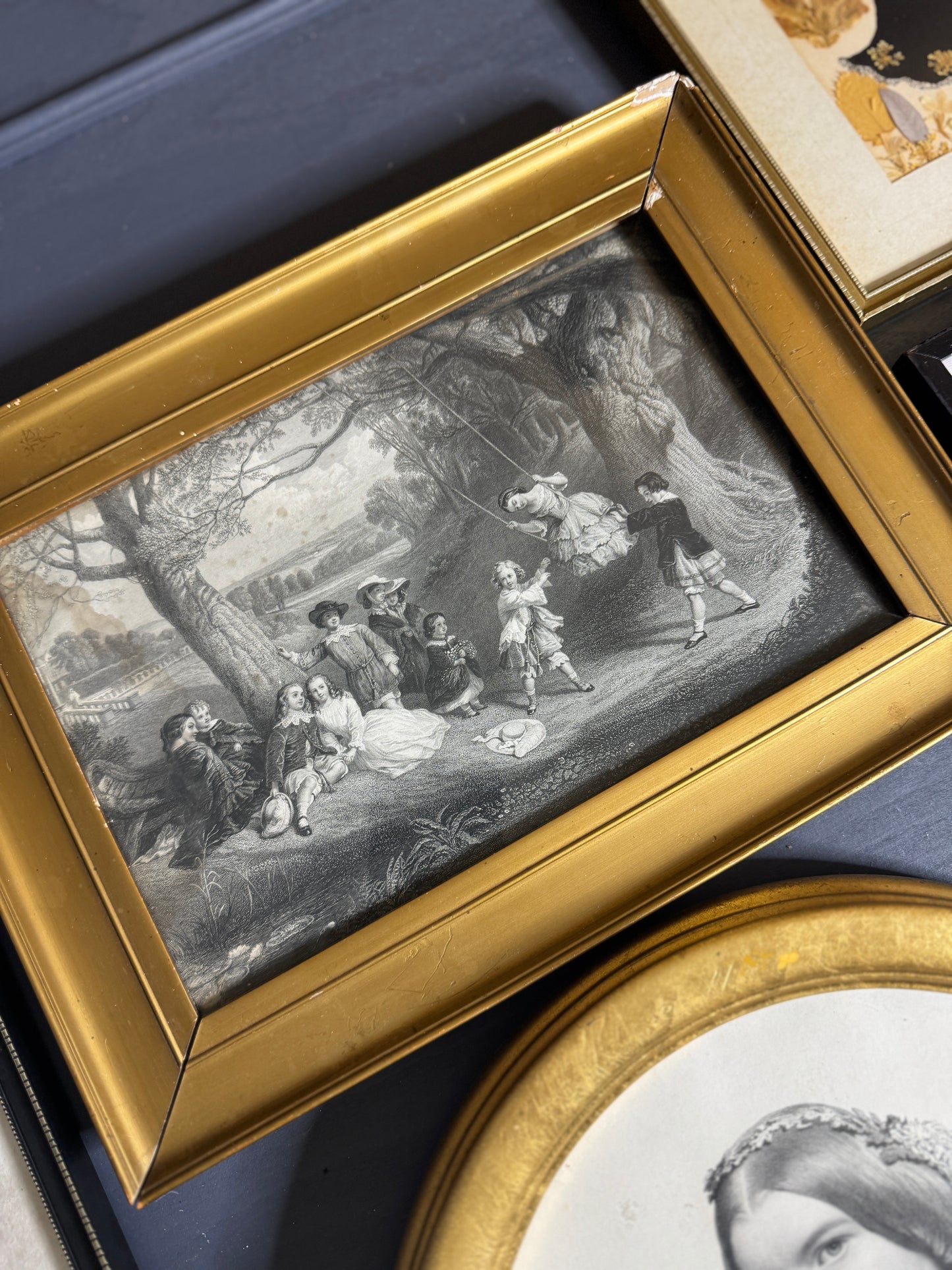 Noir Elegance Collection – Vintage Gallery Wall Set
