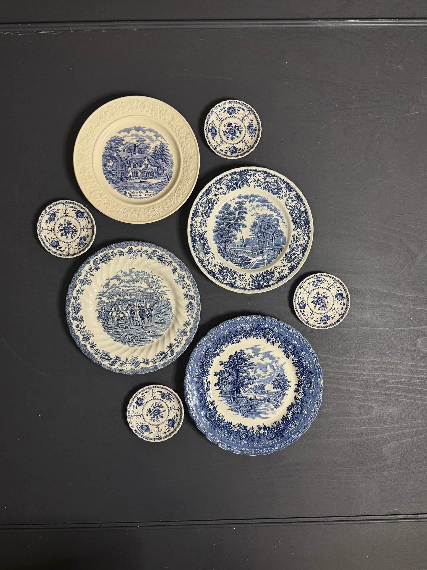 Vintage Kitchen Gallery Wall Set: Blue & White - Willow Style English Plates