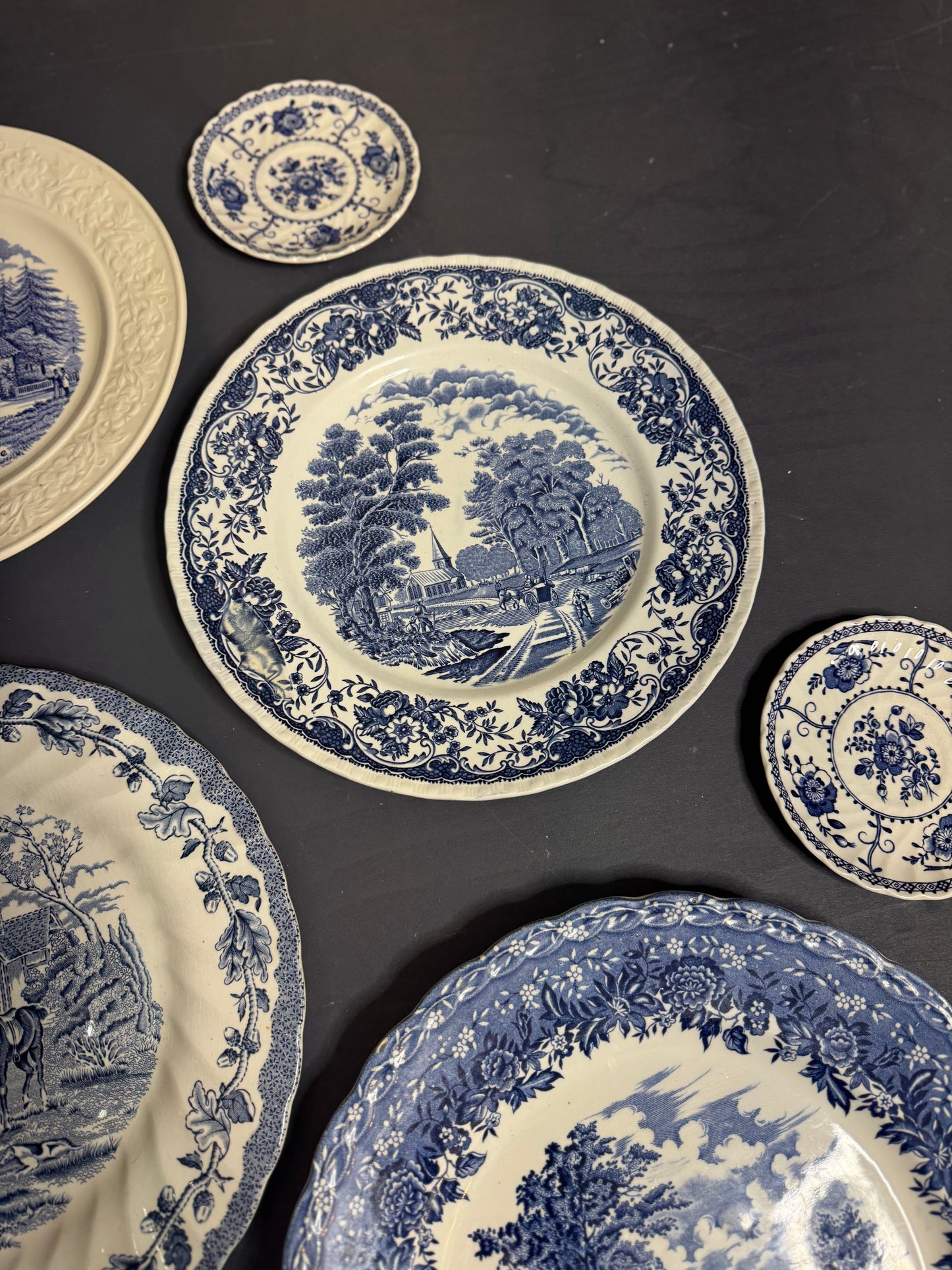 Vintage Kitchen Gallery Wall Set: Blue & White - Willow Style English Plates