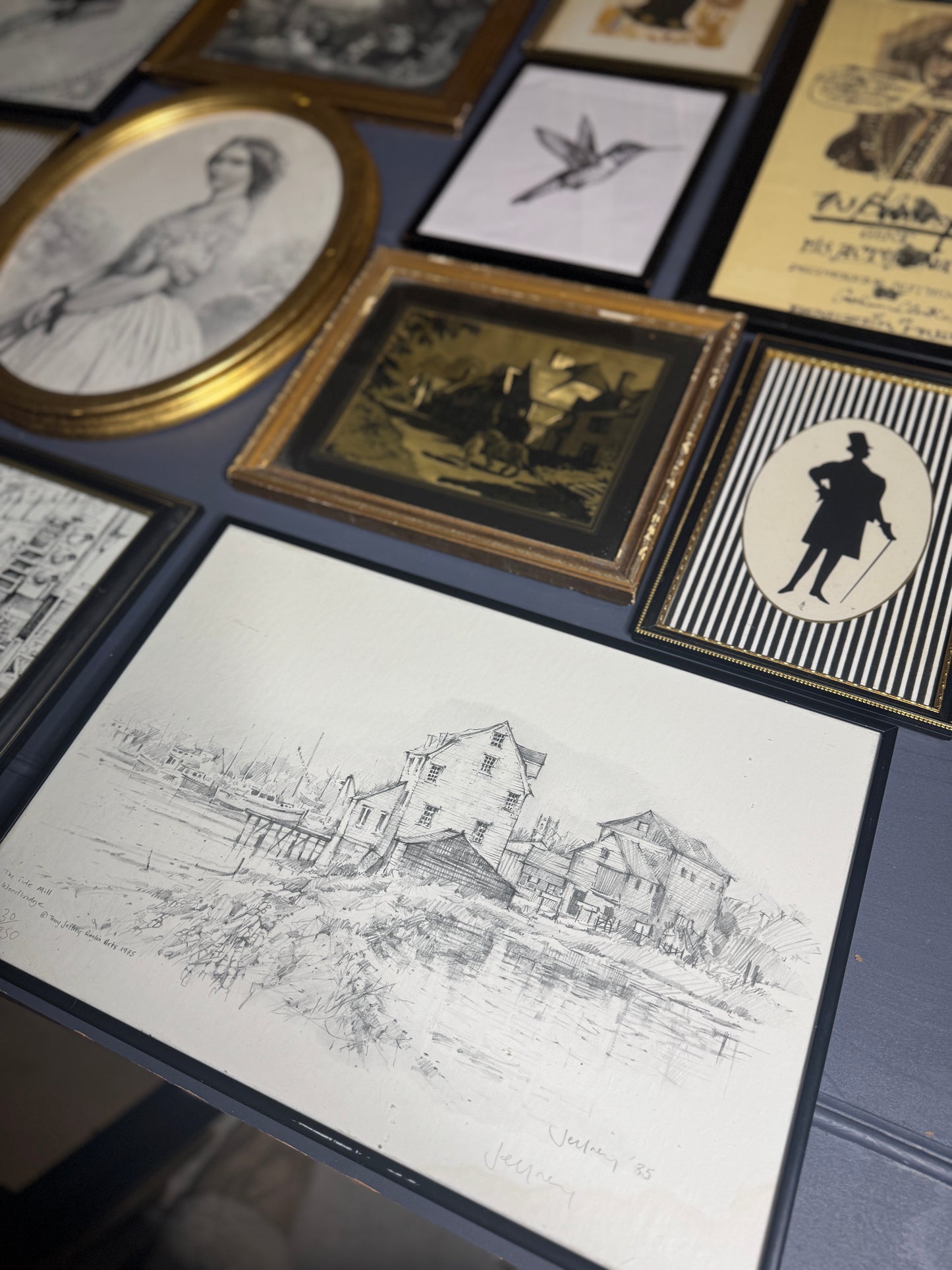Noir Elegance Collection – Vintage Gallery Wall Set