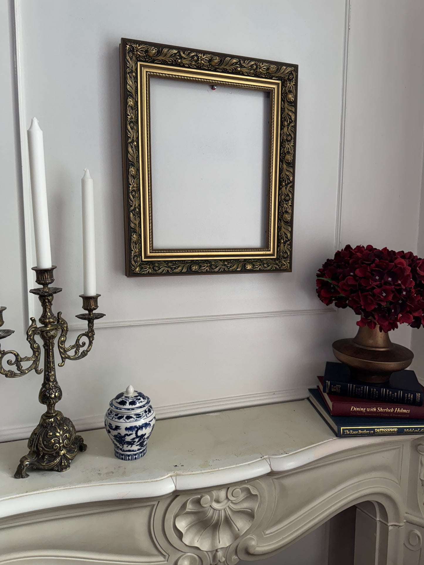 Antique Luxurious Belvoir Ornate Gold Small Frame