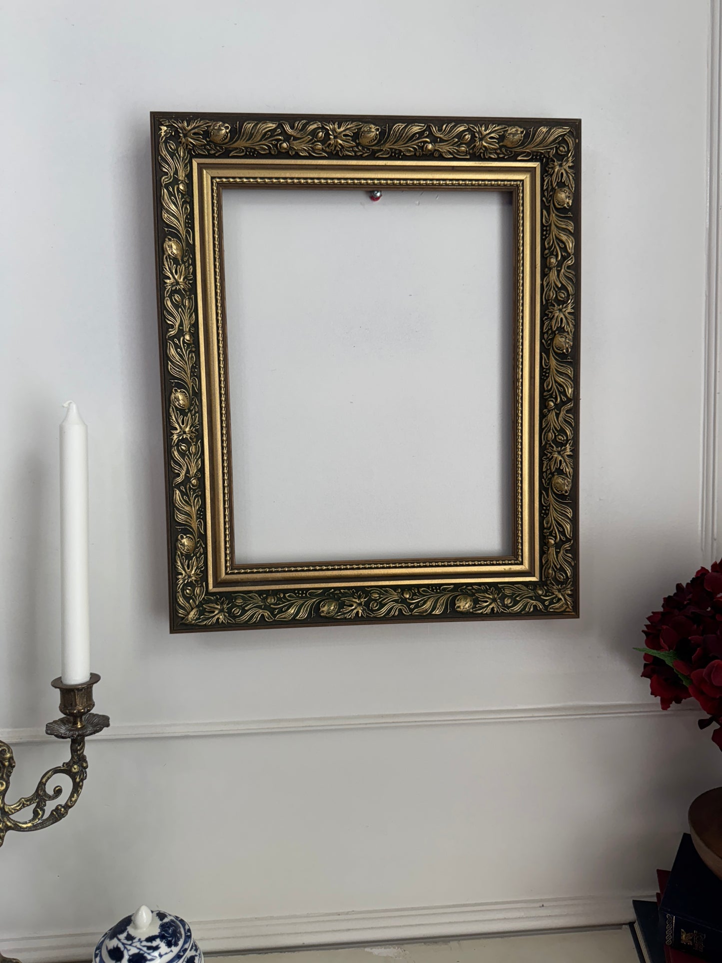 Antique Luxurious Belvoir Ornate Gold Small Frame