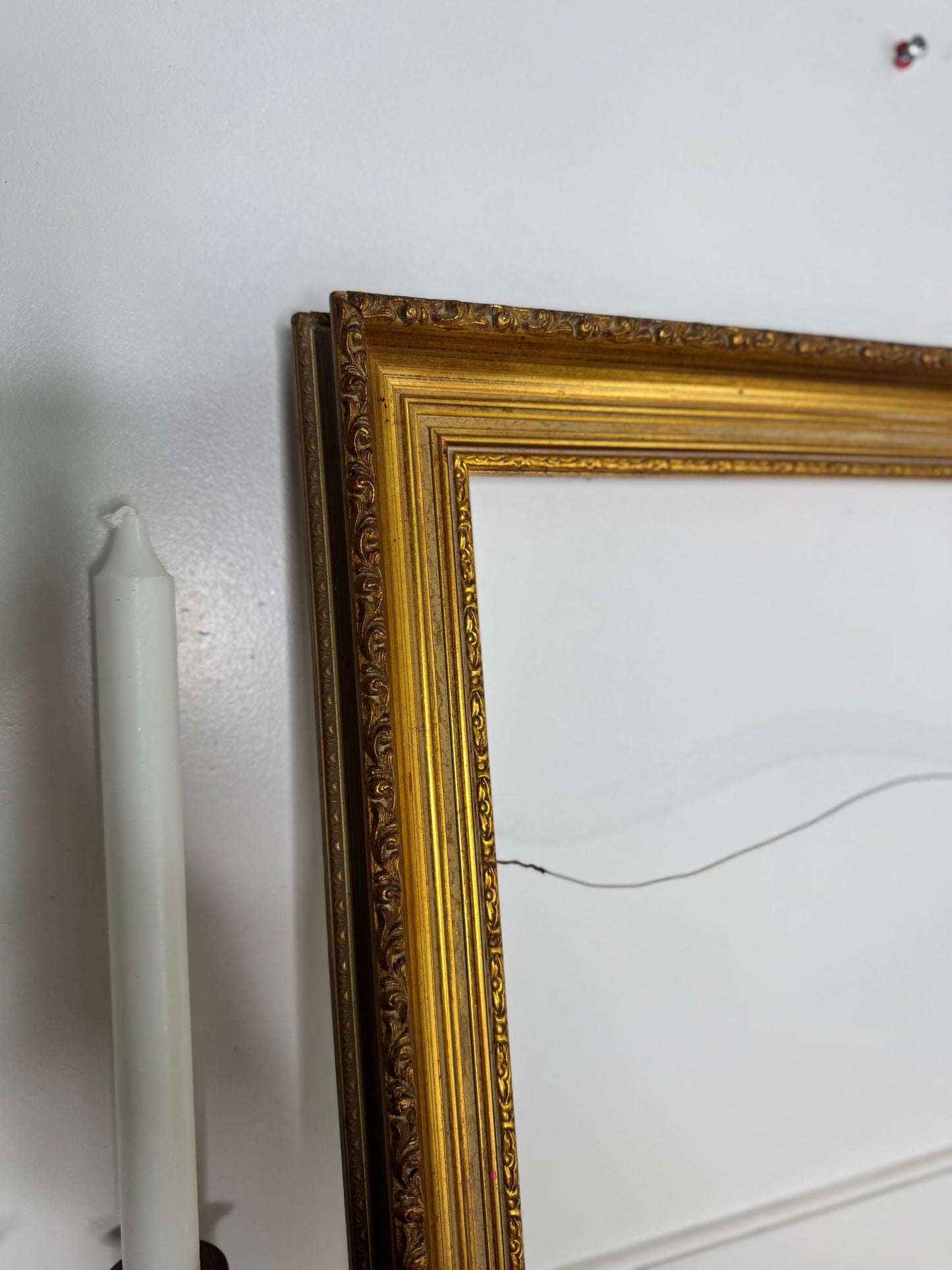 Antique Gold Gilt Althemere Frame