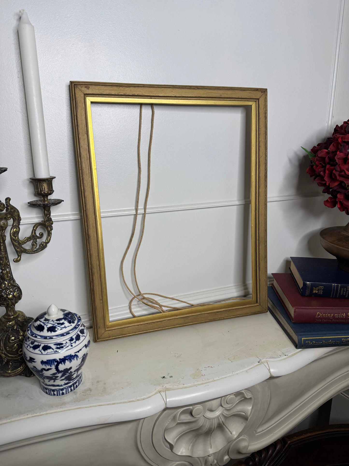 Antique Minimal Ravienne Ornate Gold Small Frame