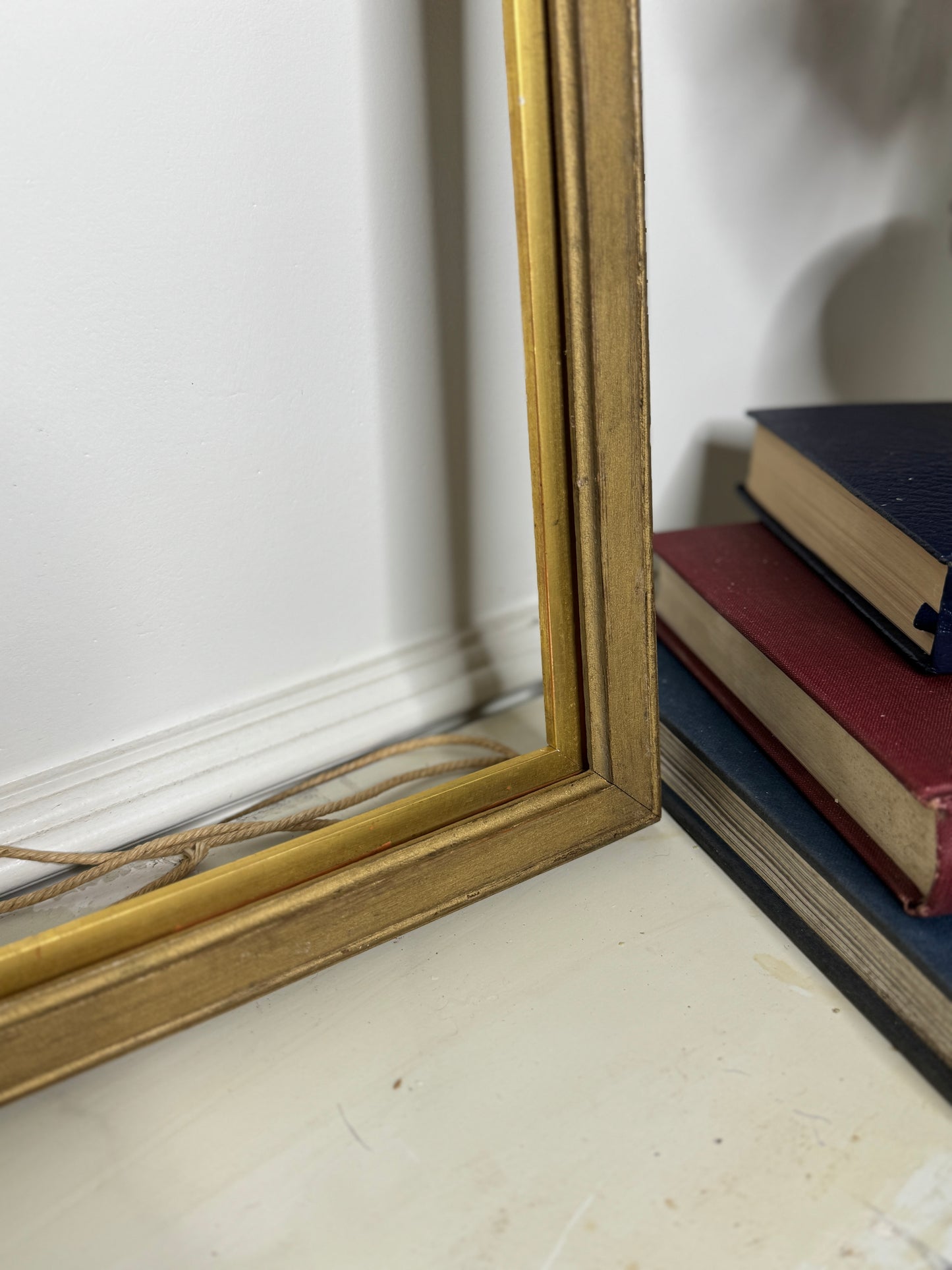 Antique Minimal Ravienne Ornate Gold Small Frame