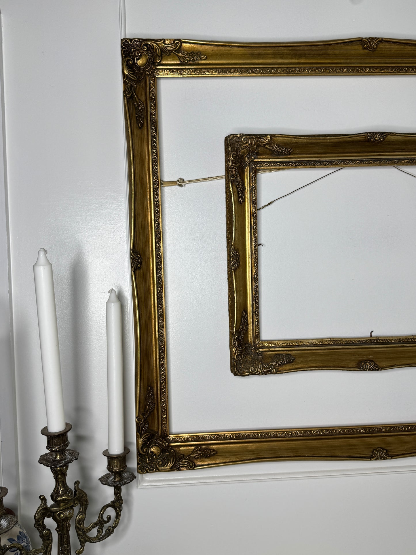 French Styled Premade Gallery Set with Sorélle Frame Set