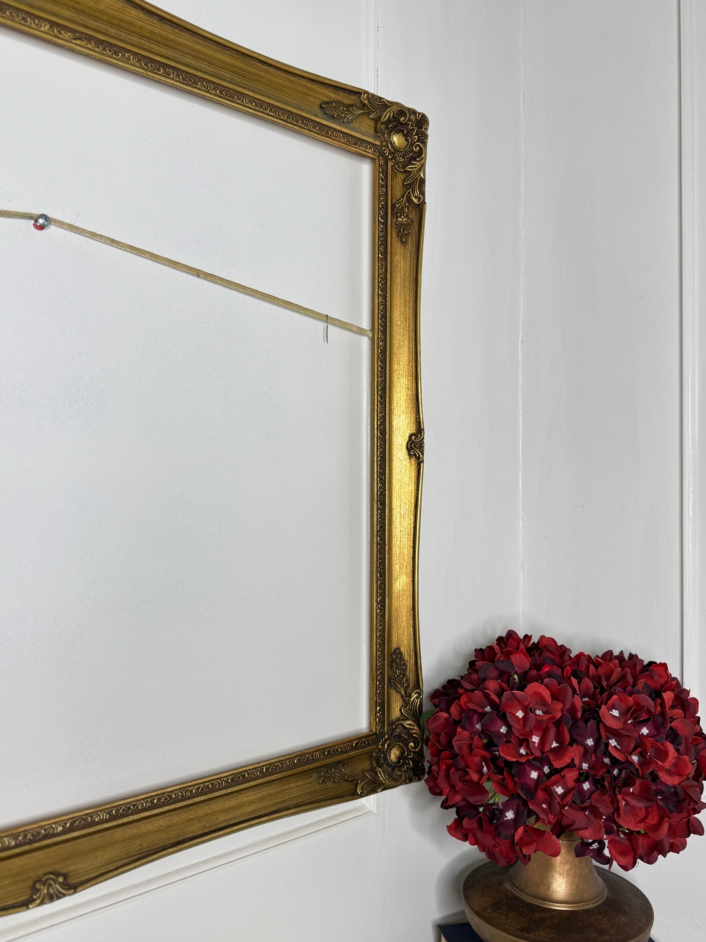 French Styled Large Slim Sorélle Frame