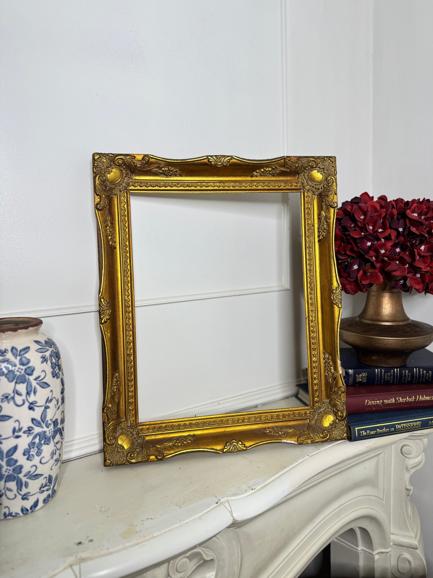 Vintage Ornate Sorélle Frame Medium