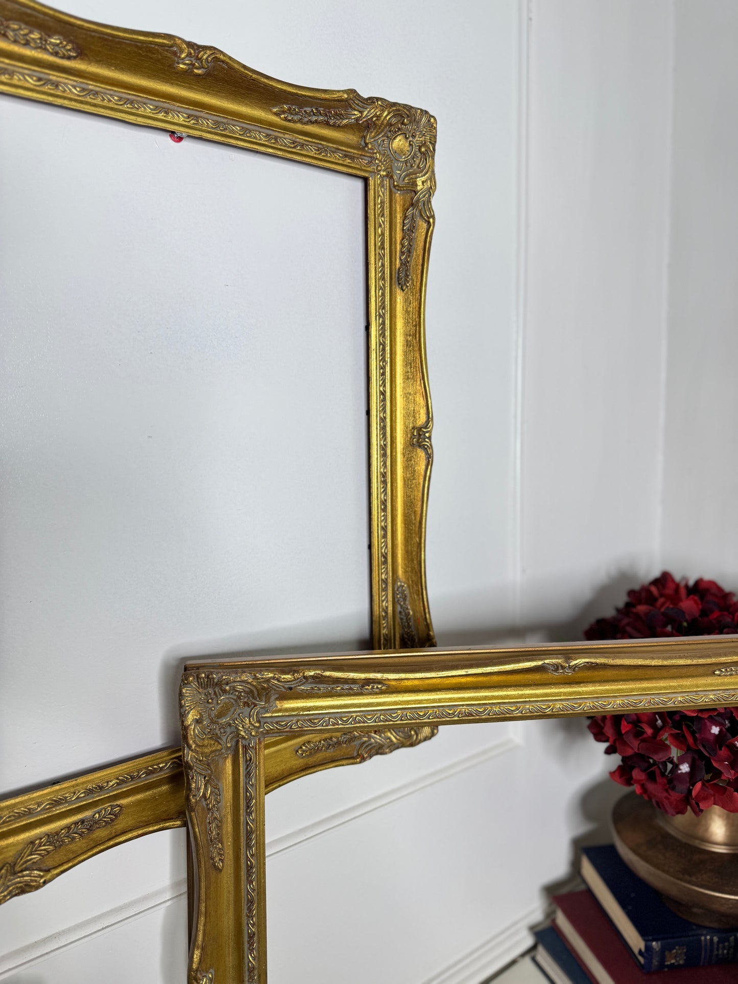 Vintage Ornate Sorélle Frame