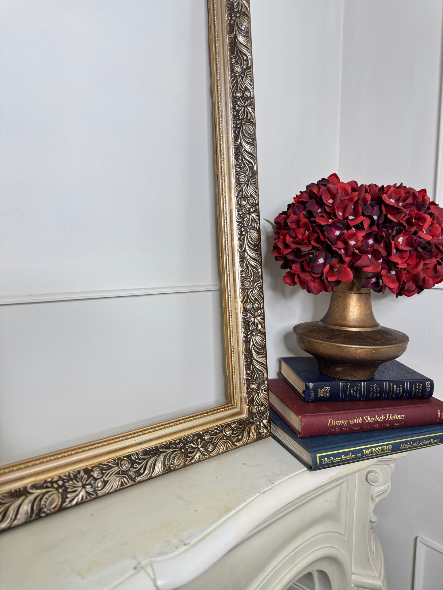 Antique Large Luxurious Belvoir Ornate Gold Frame