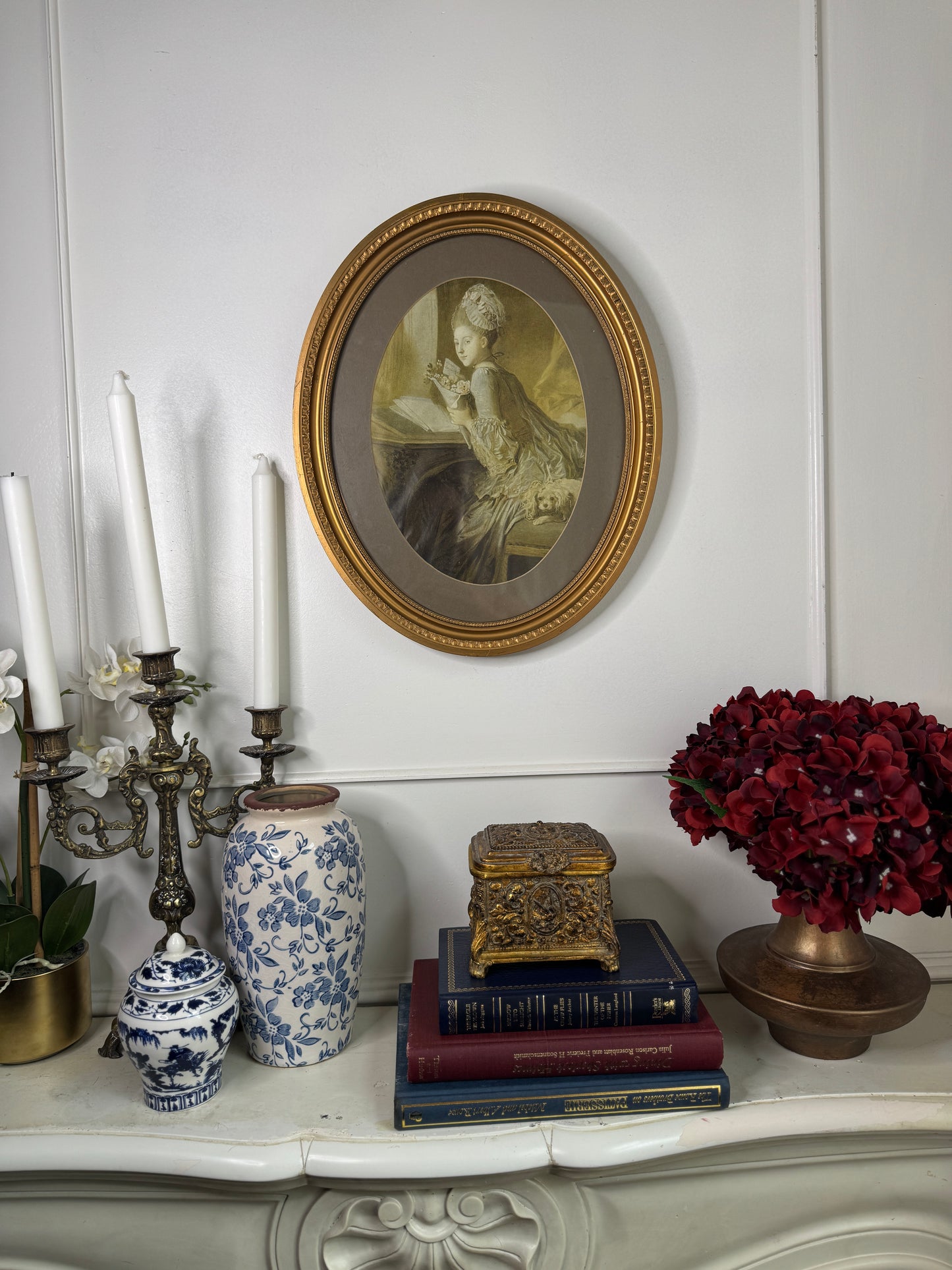 Elegant Antique Wall Art in Oval Gold Wooden Frame