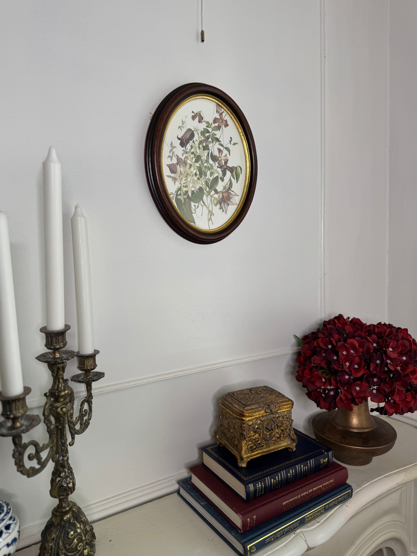 Vintage Wooden Medium Oval Frame with Gold Trim