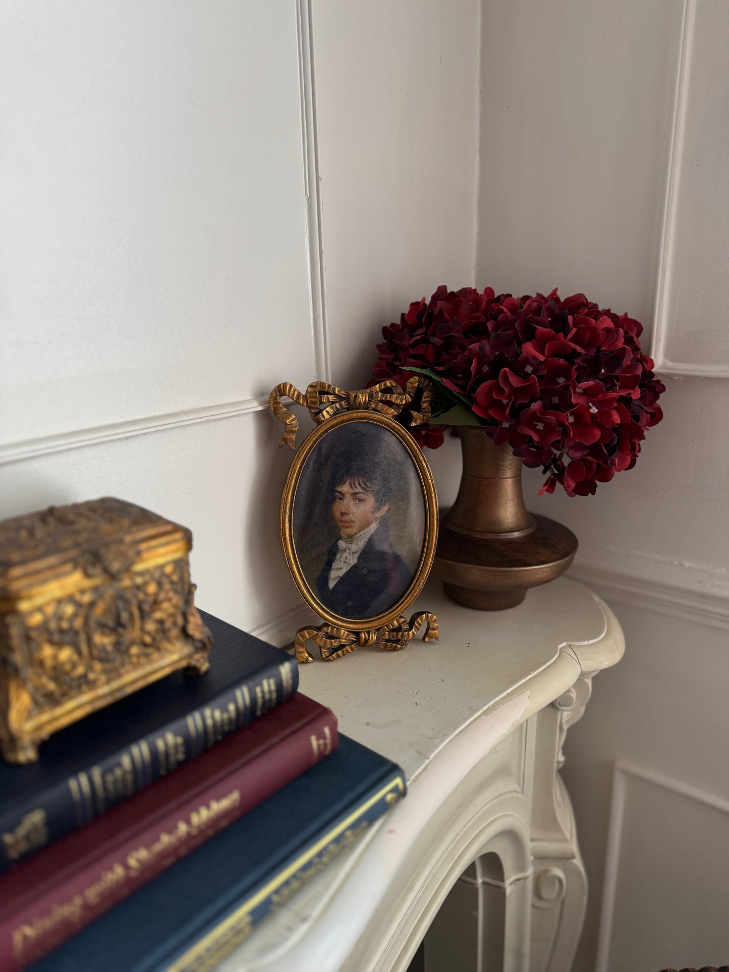 Victorian Picture in Ornate Gold Ribbon Gilt Frame