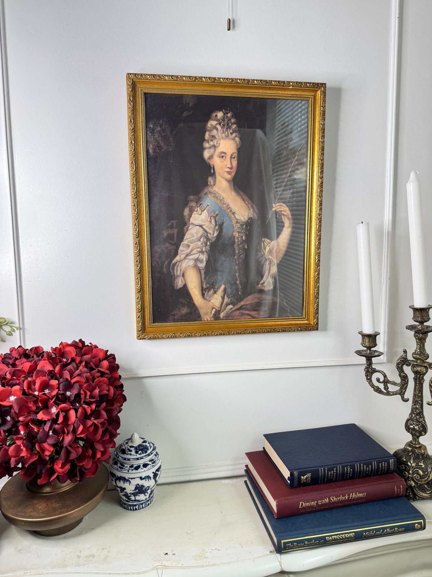 The Classic Elegance Collection in Slim Matching Gilt Gold Frames
