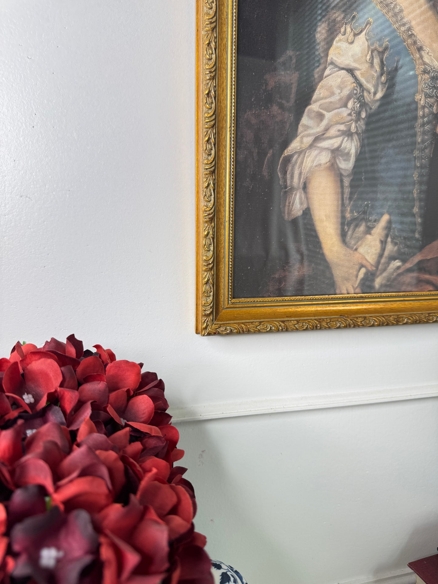 The Classic Elegance Collection in Slim Matching Gilt Gold Frames