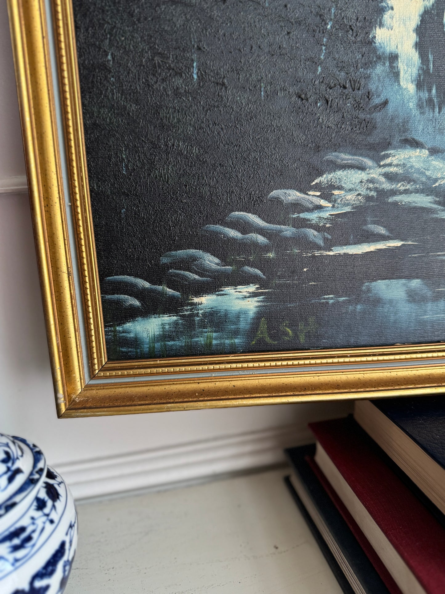 Golden Horizon – Signed Vintage Oil Painting in Blue-Trimmed Gilt Frame