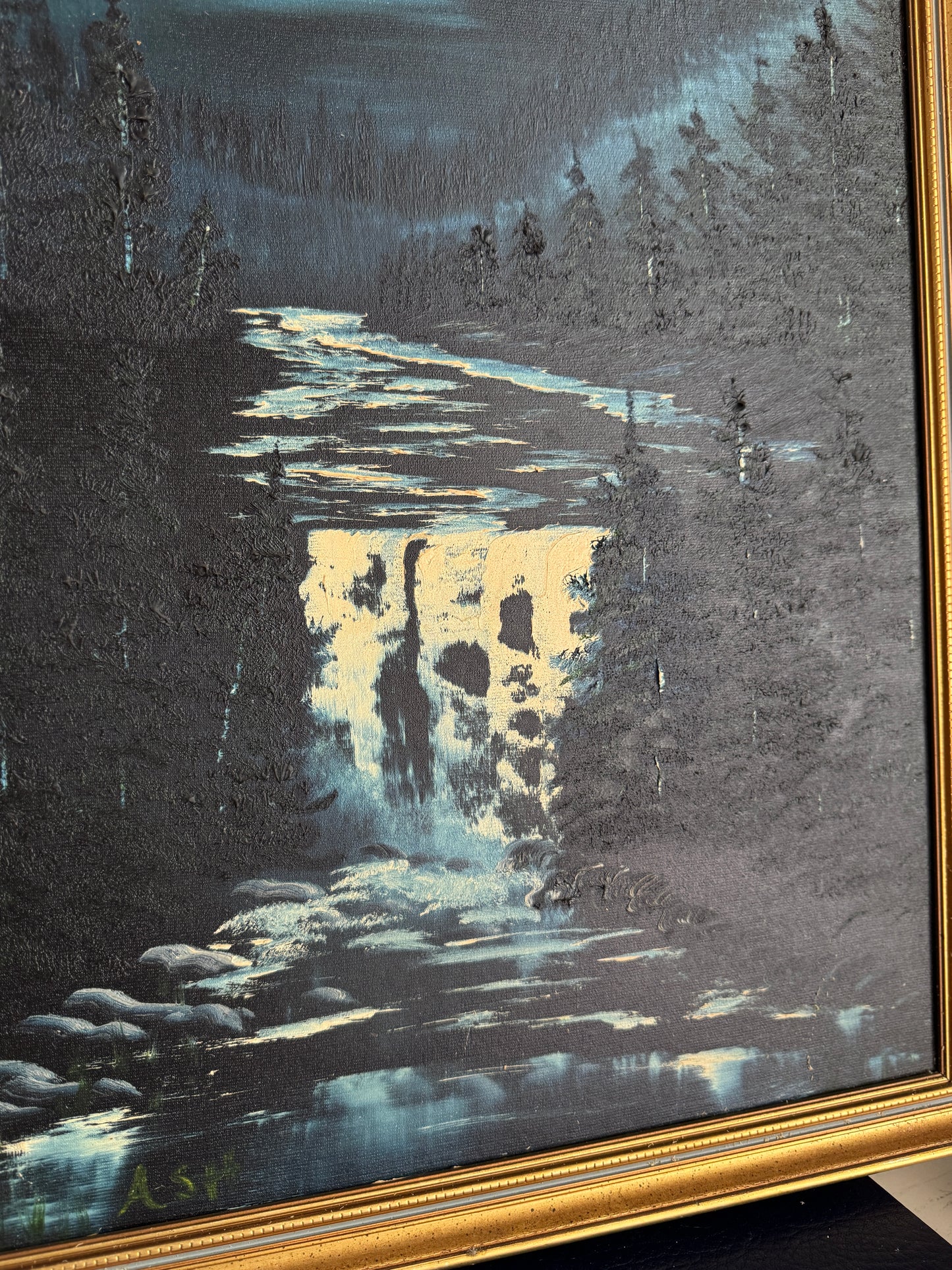 Golden Horizon – Signed Vintage Oil Painting in Blue-Trimmed Gilt Frame