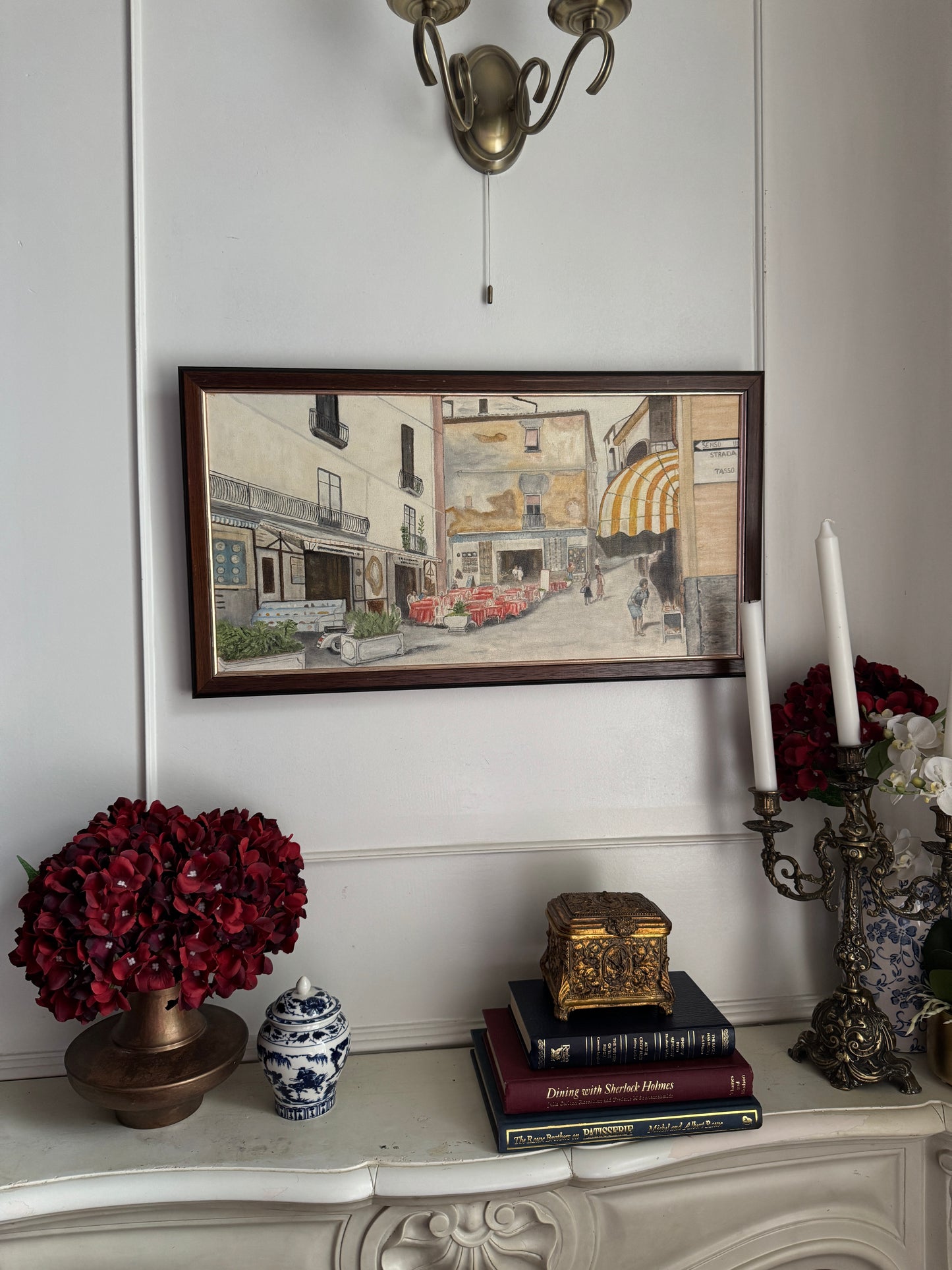 Sunlit Sorrento Alleyways - Original Oil Painting by N.G. Reynolds