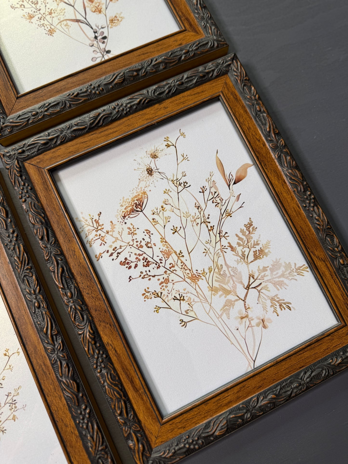 Floral Reverie – Vintage Gallery Wall Set in Wooden Carved Frames