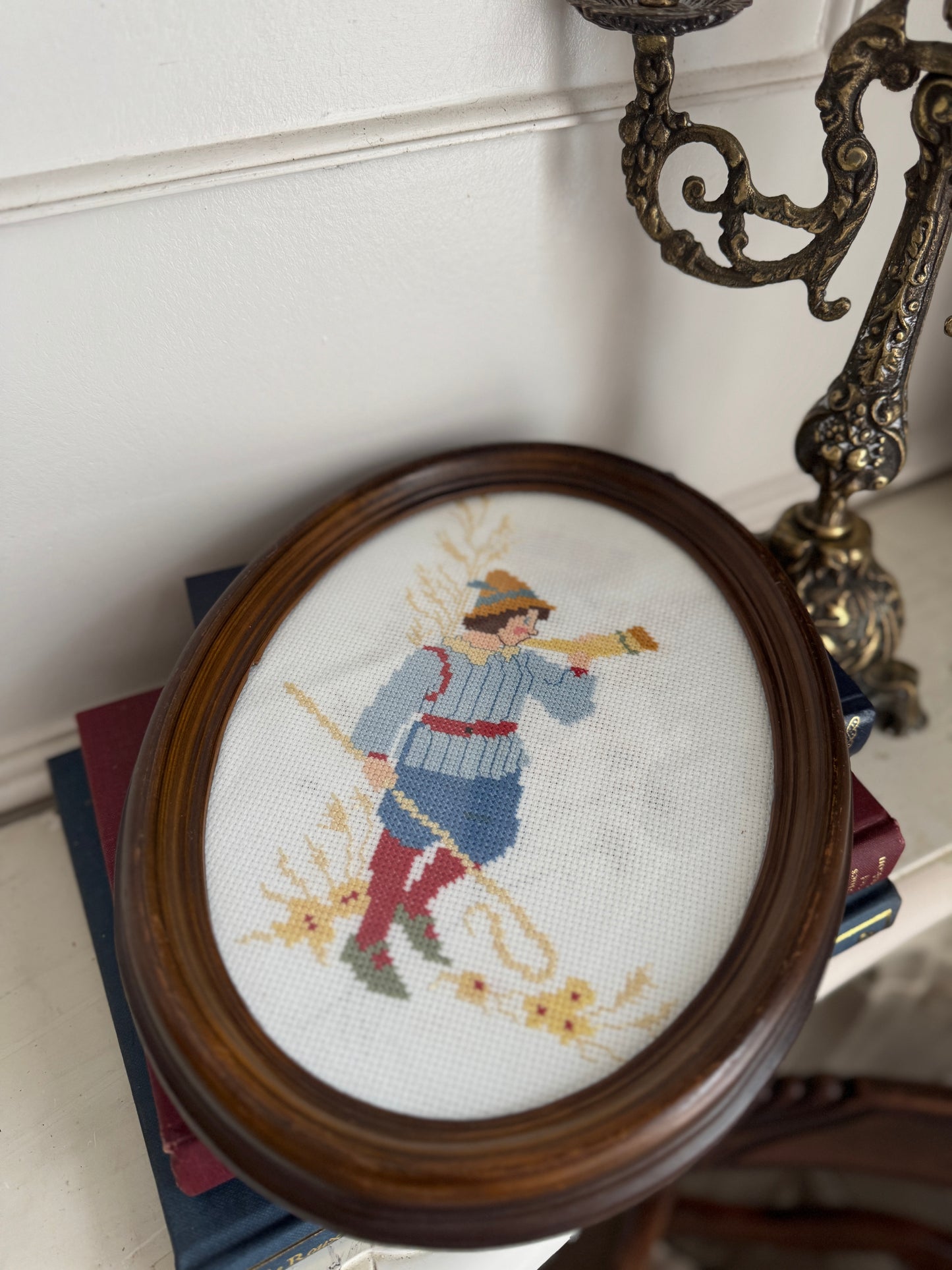 Threaded Legacy – Vintage Embroidery Oval Duo Set