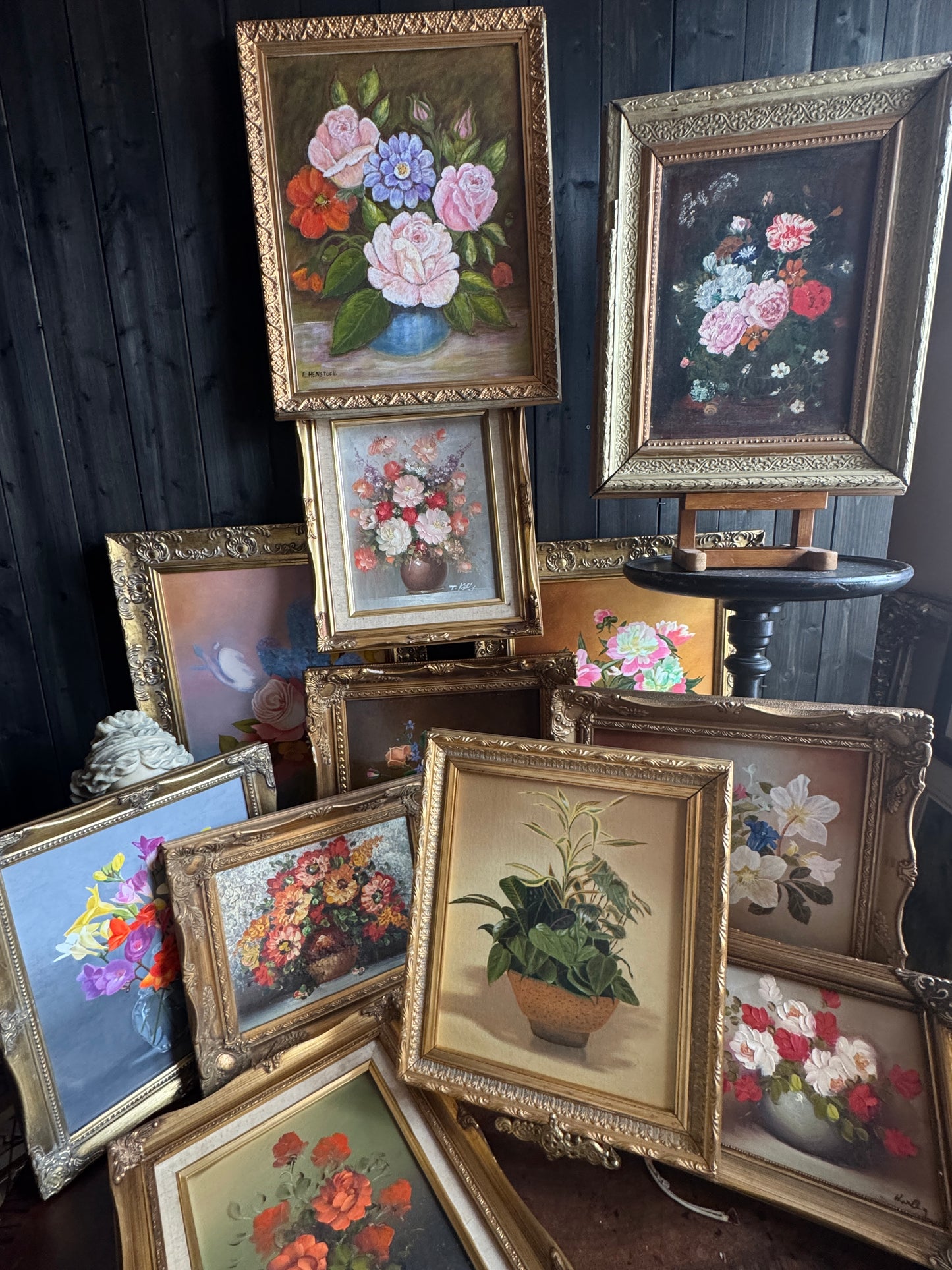 Vintage Floral Oil Painting Collection – Choose Your Favourite