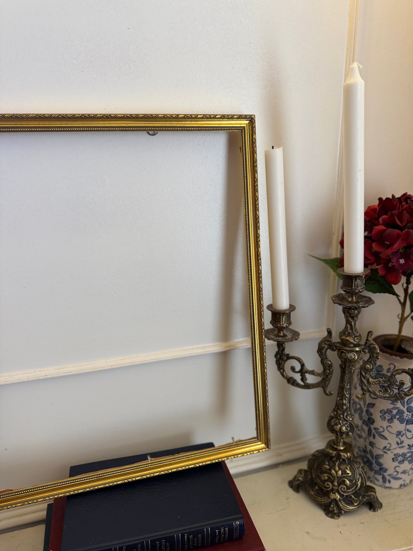 Vintage Gilt Slim Antique Gold Milan Frame