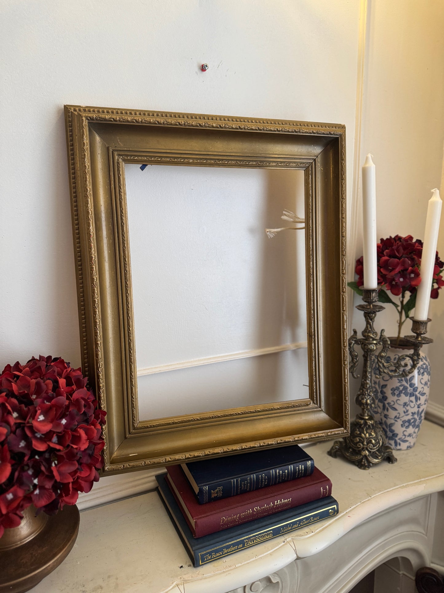 Lucerne Extra Thick Slim-Trim Heavy Antique Gold Frame