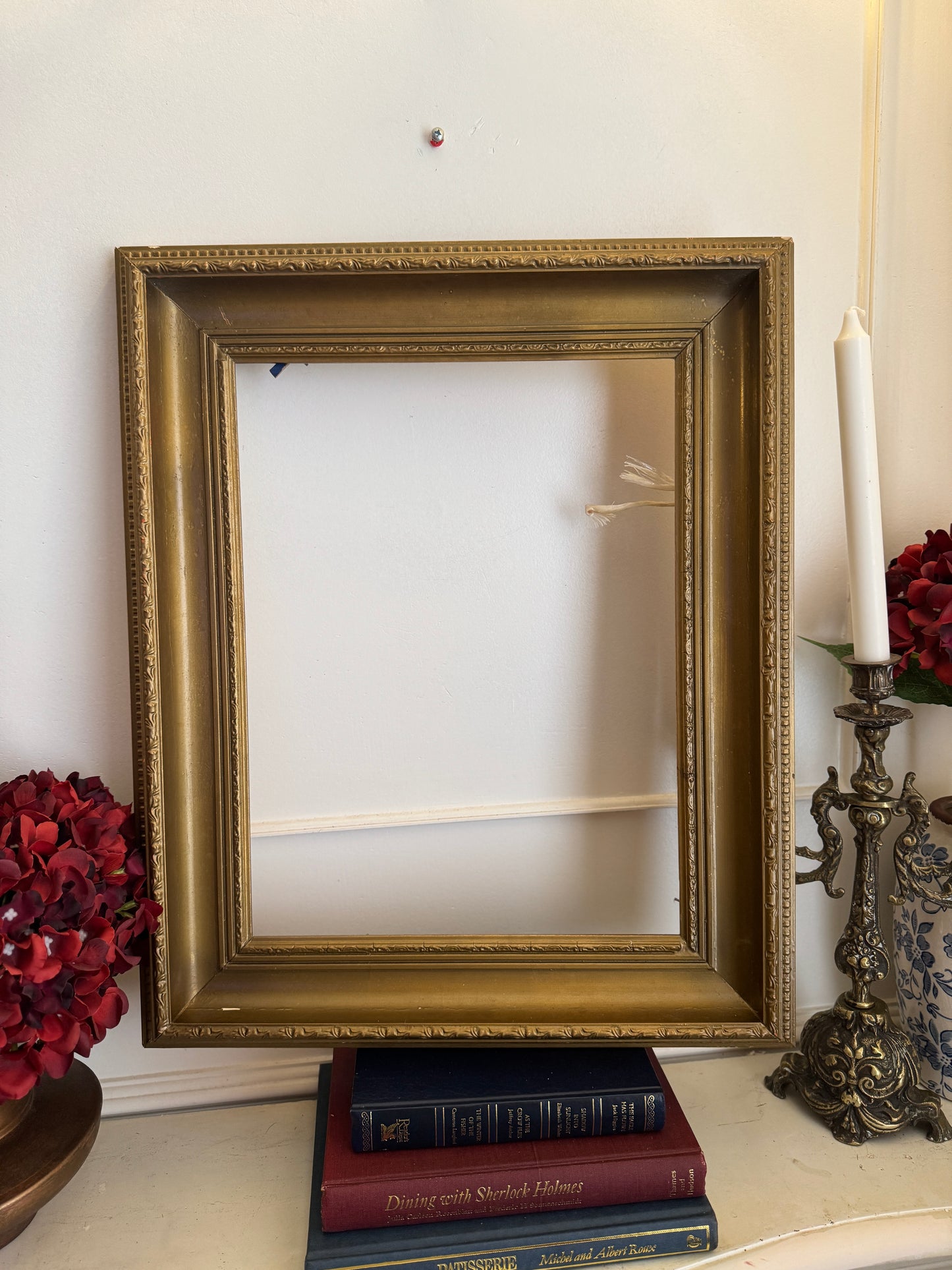 Lucerne Extra Thick Slim-Trim Heavy Antique Gold Frame