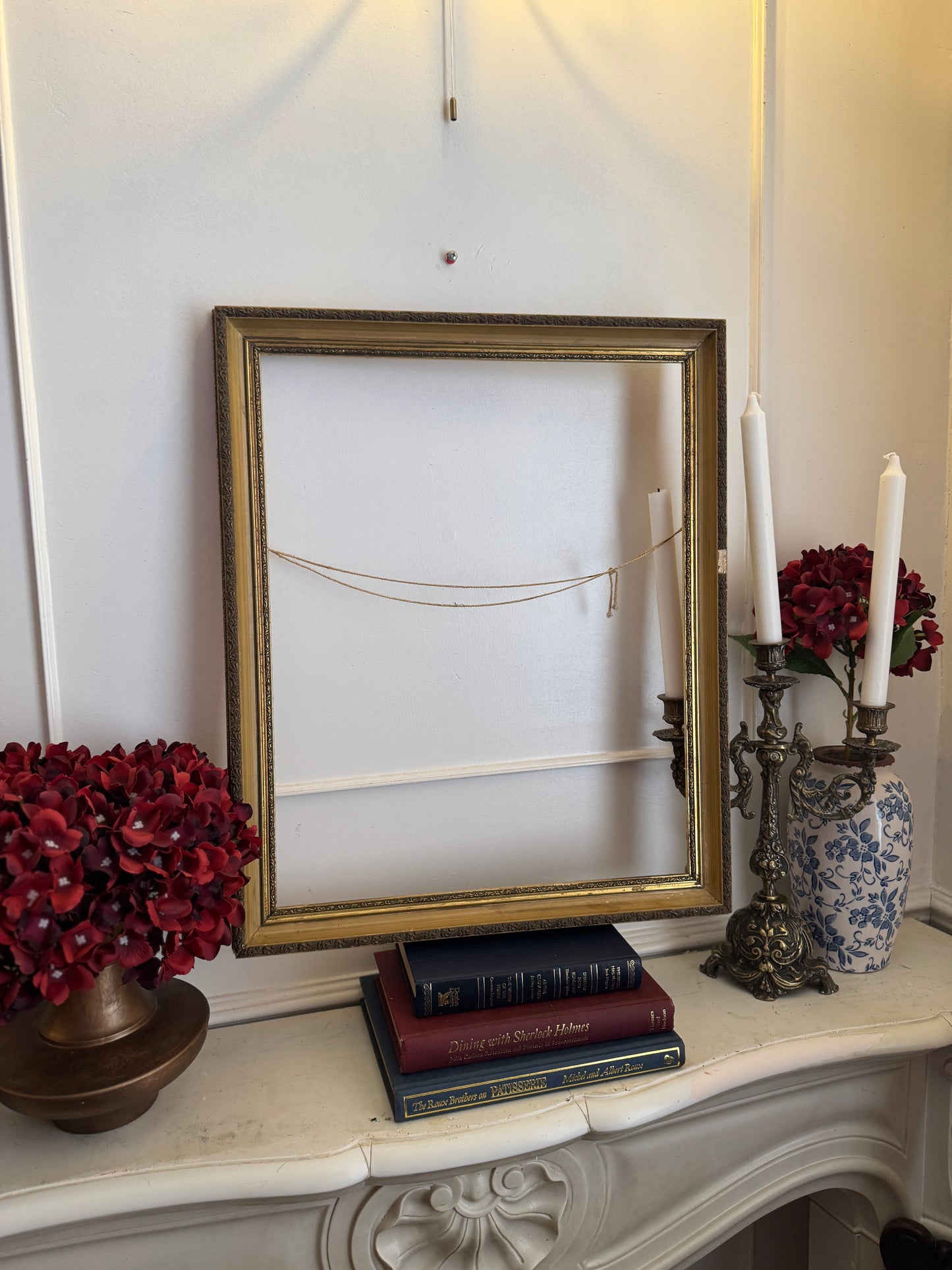 Antibes Vintage Ornate Gold Frame - Medium & Large