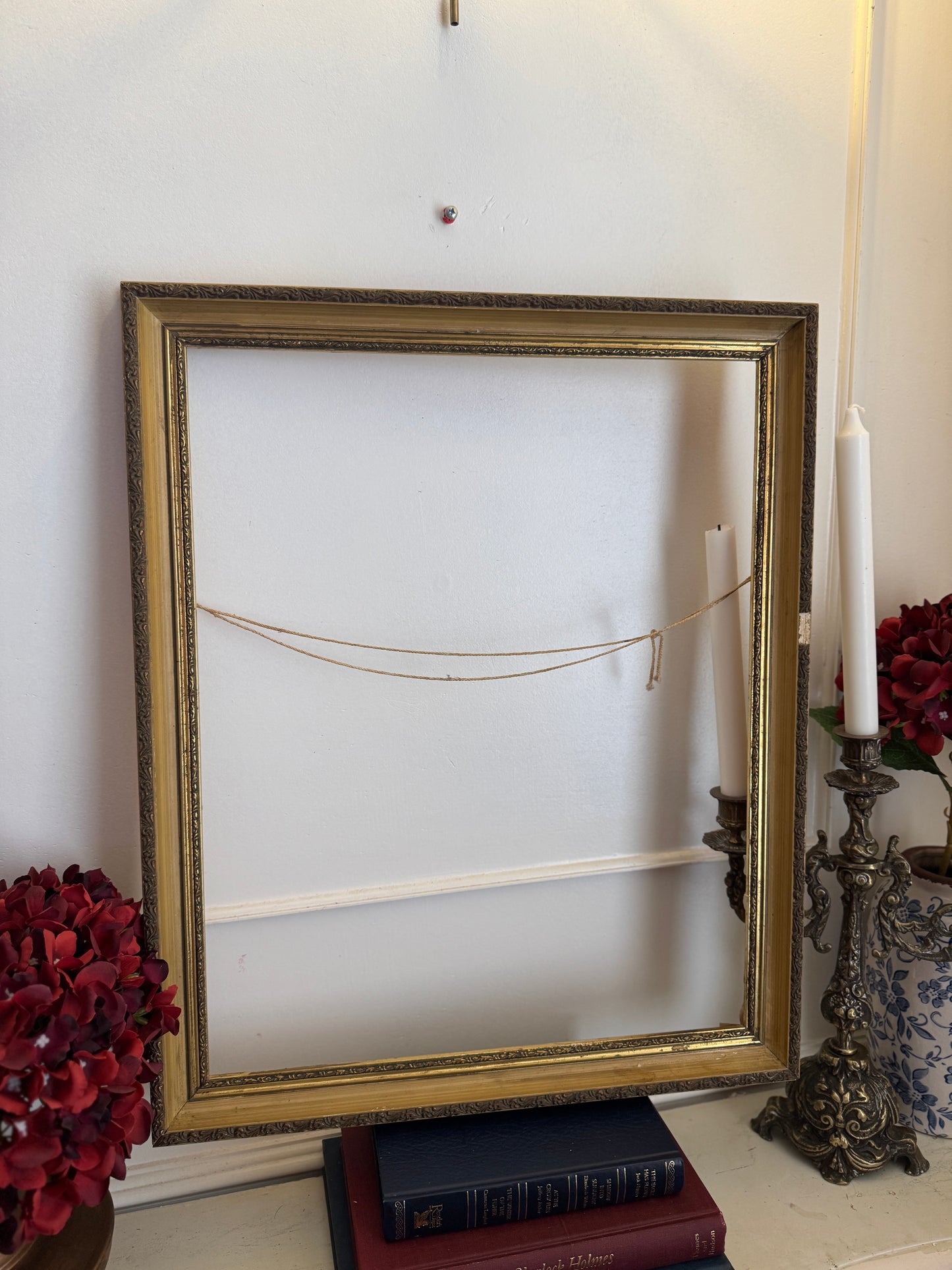 Antibes Vintage Ornate Gold Frame