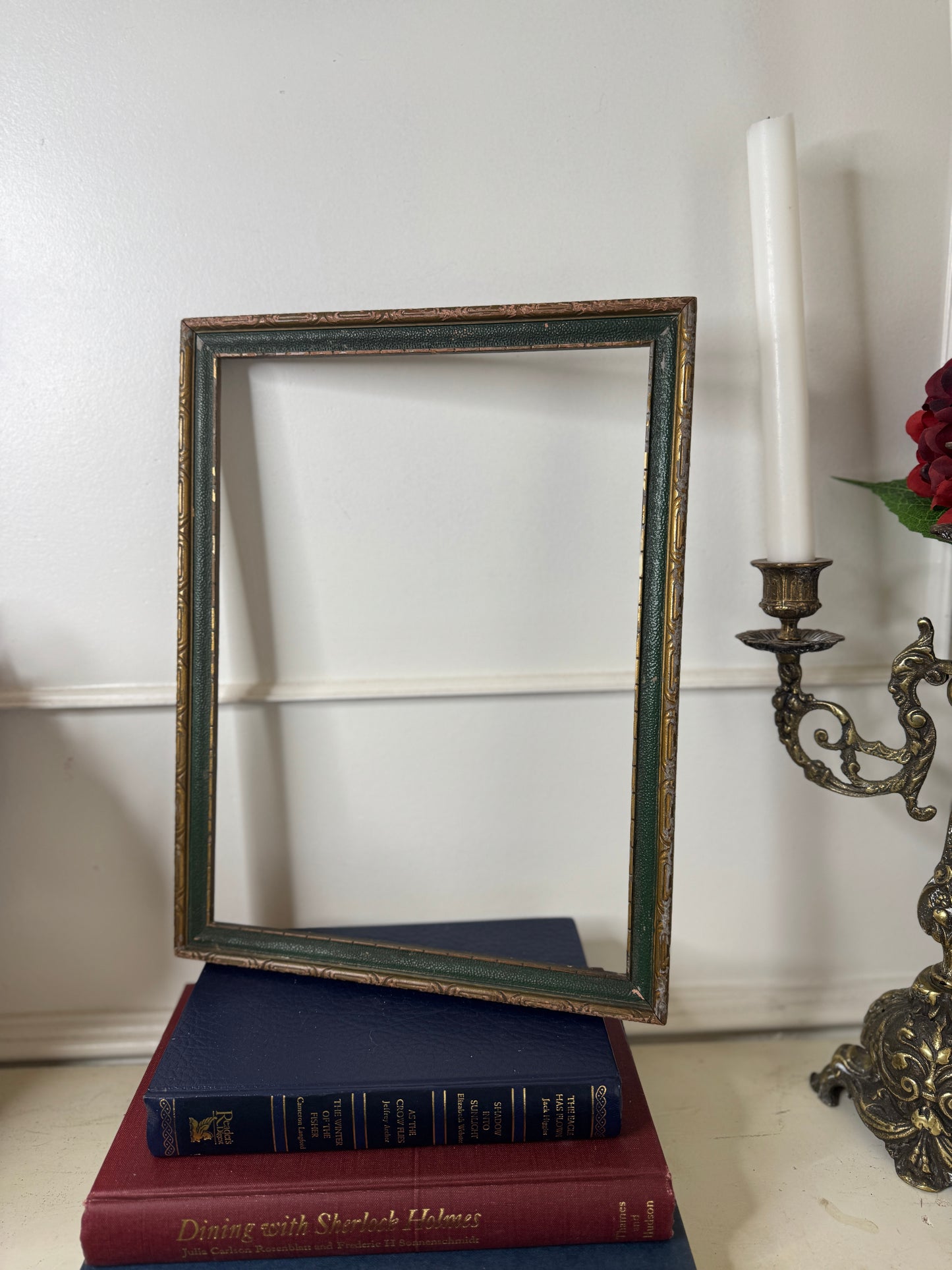 The Bellagio – Gilt Vintage Wooden Frame with Gold & Dark Green Trim
