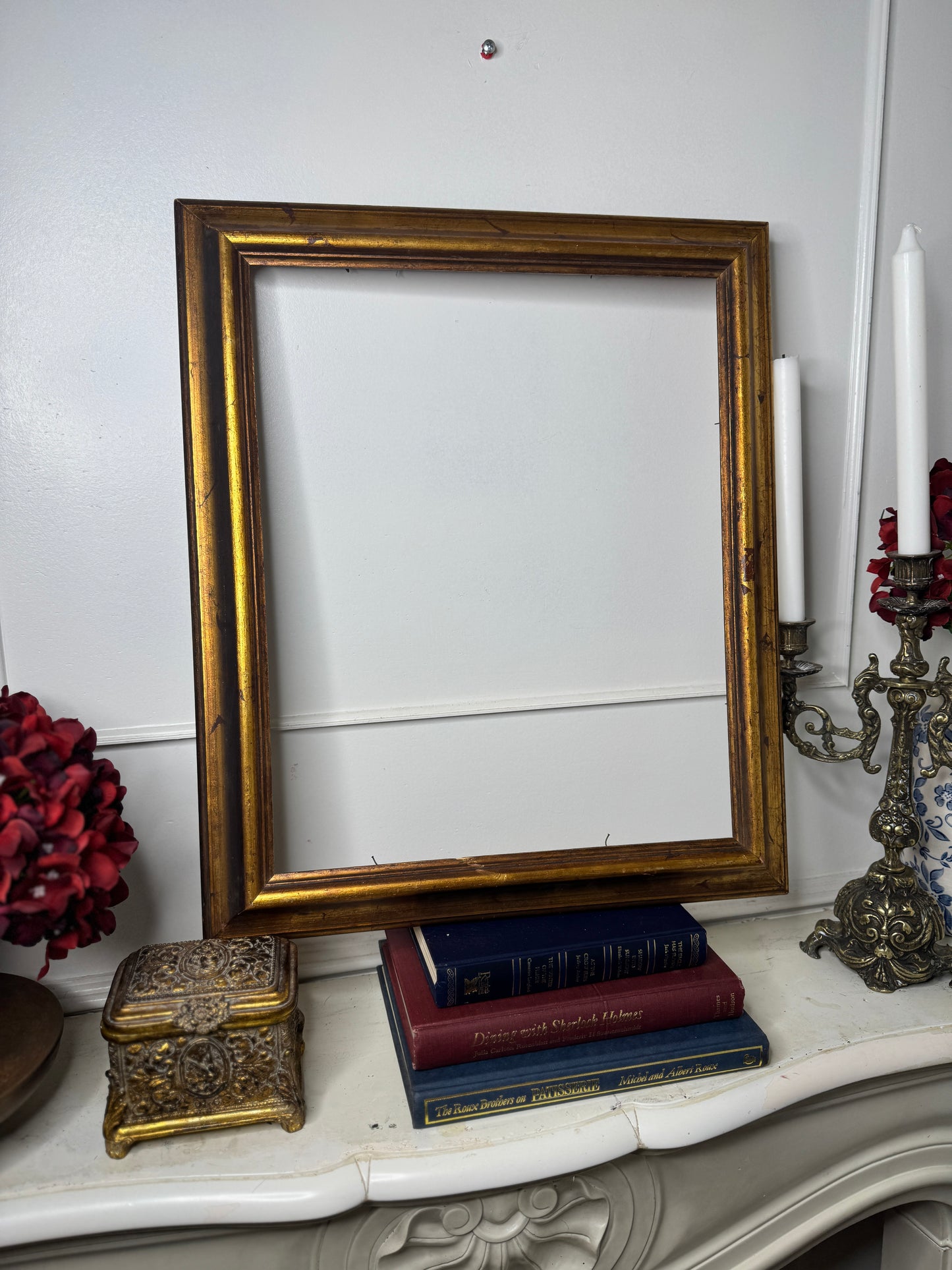 The Savoy Gilt Stretch Extra Thick Gilt Frame
