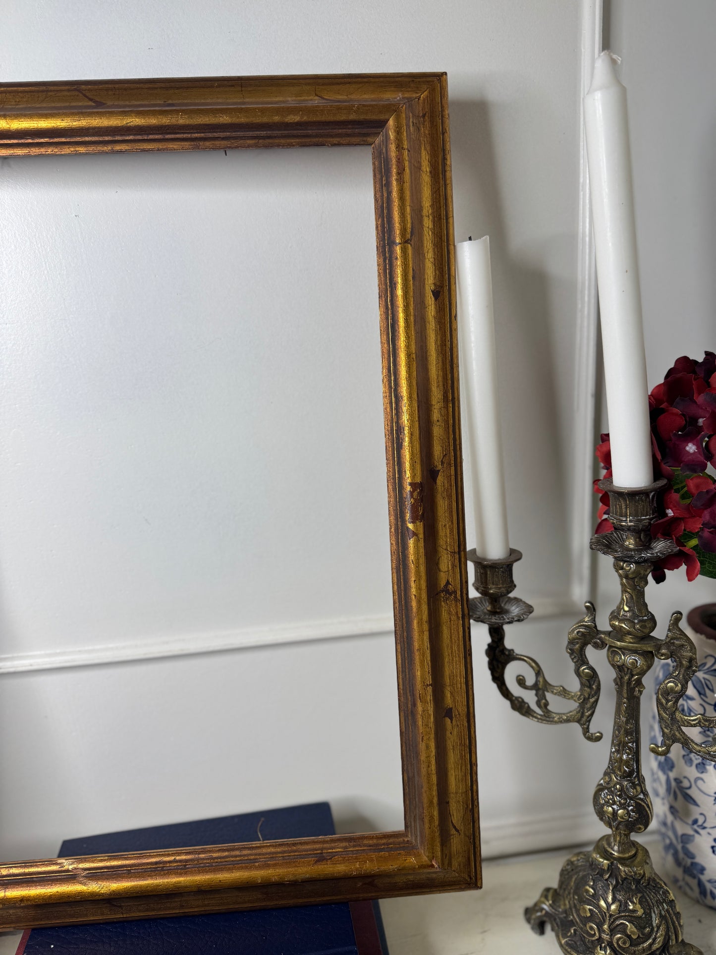 The Savoy Gilt Stretch Extra Thick Gilt Frame