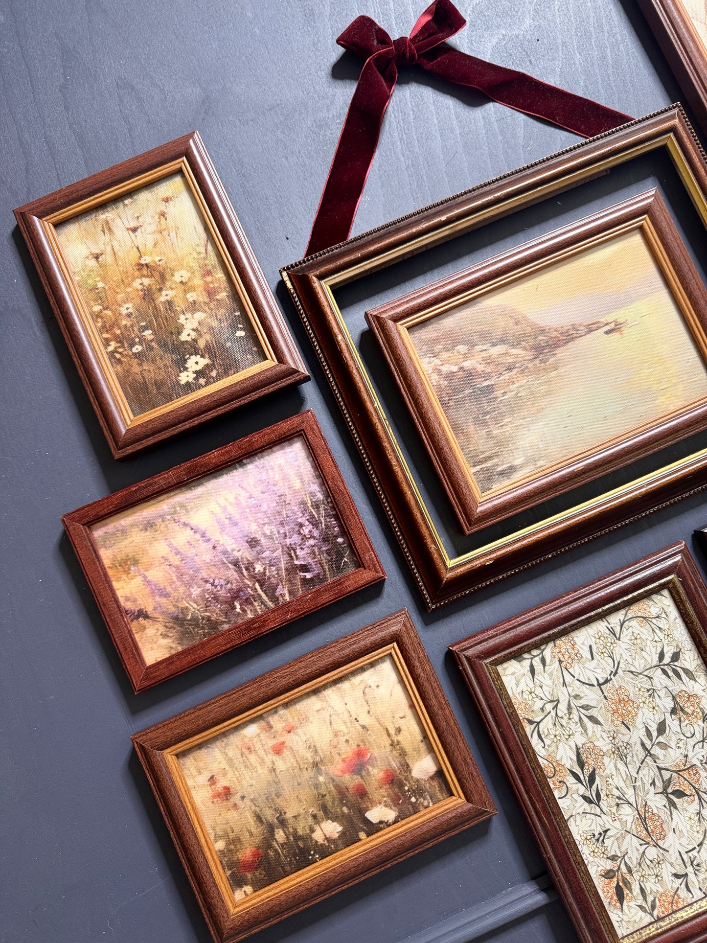 Vintage Heritage Haven Mini Frame Gallery Set
