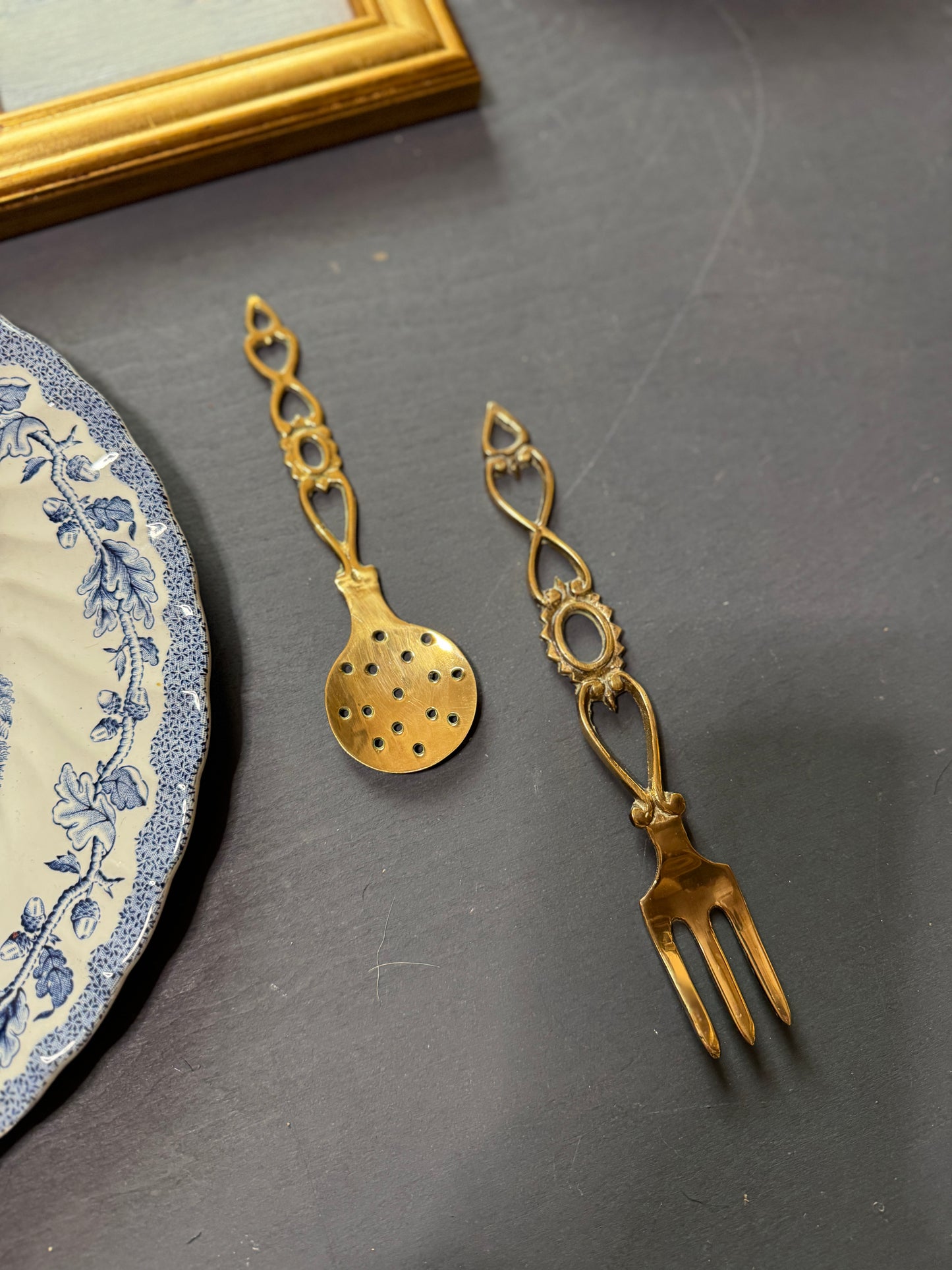Vintage Blue & White Gallery Wall Set : Willow Style English Plates + Brass Spoons