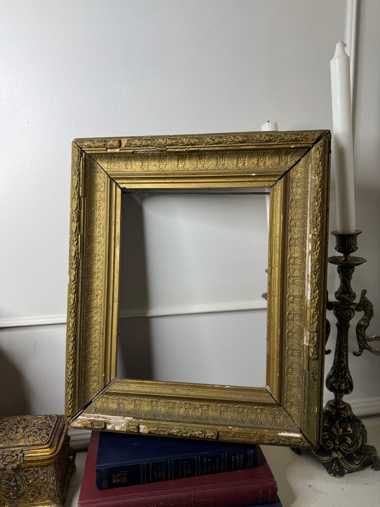 Antique Century Gilt Frame – Extremely Rare Ornate Gold Frame (c.1900s)