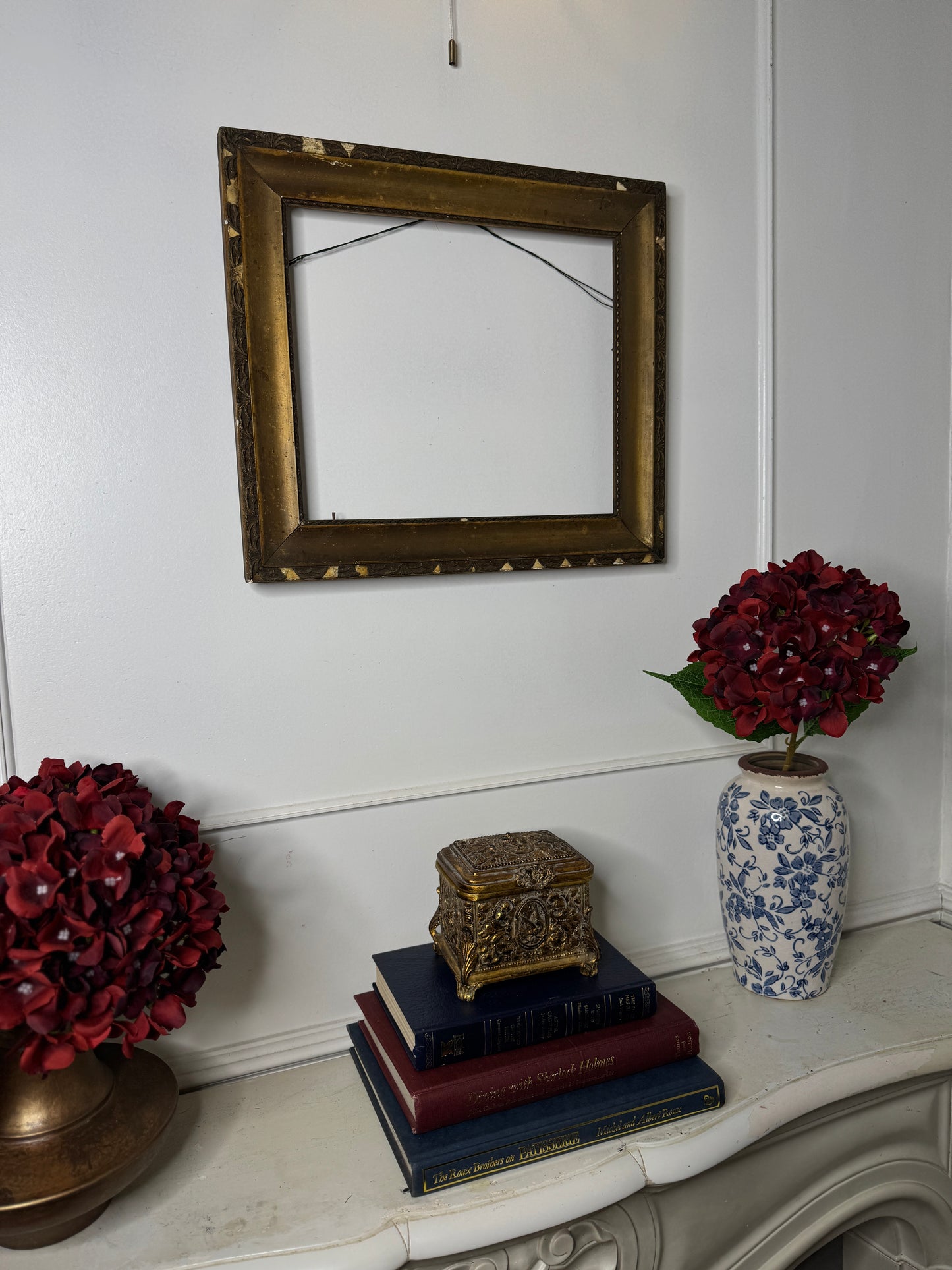 Antique Gold Frame – Lucca Gilt Frame