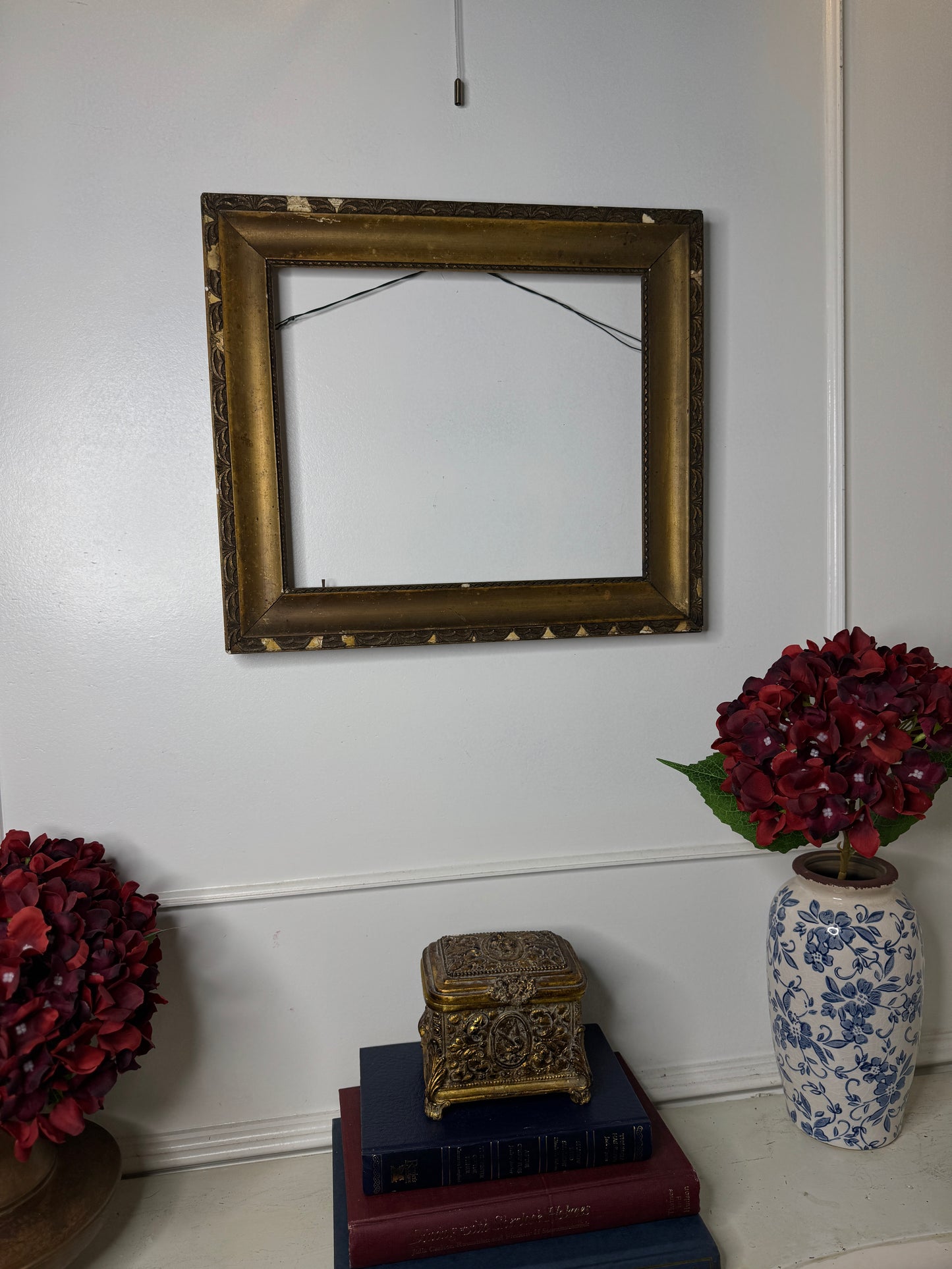 Antique Gold Frame – Lucca Gilt Frame