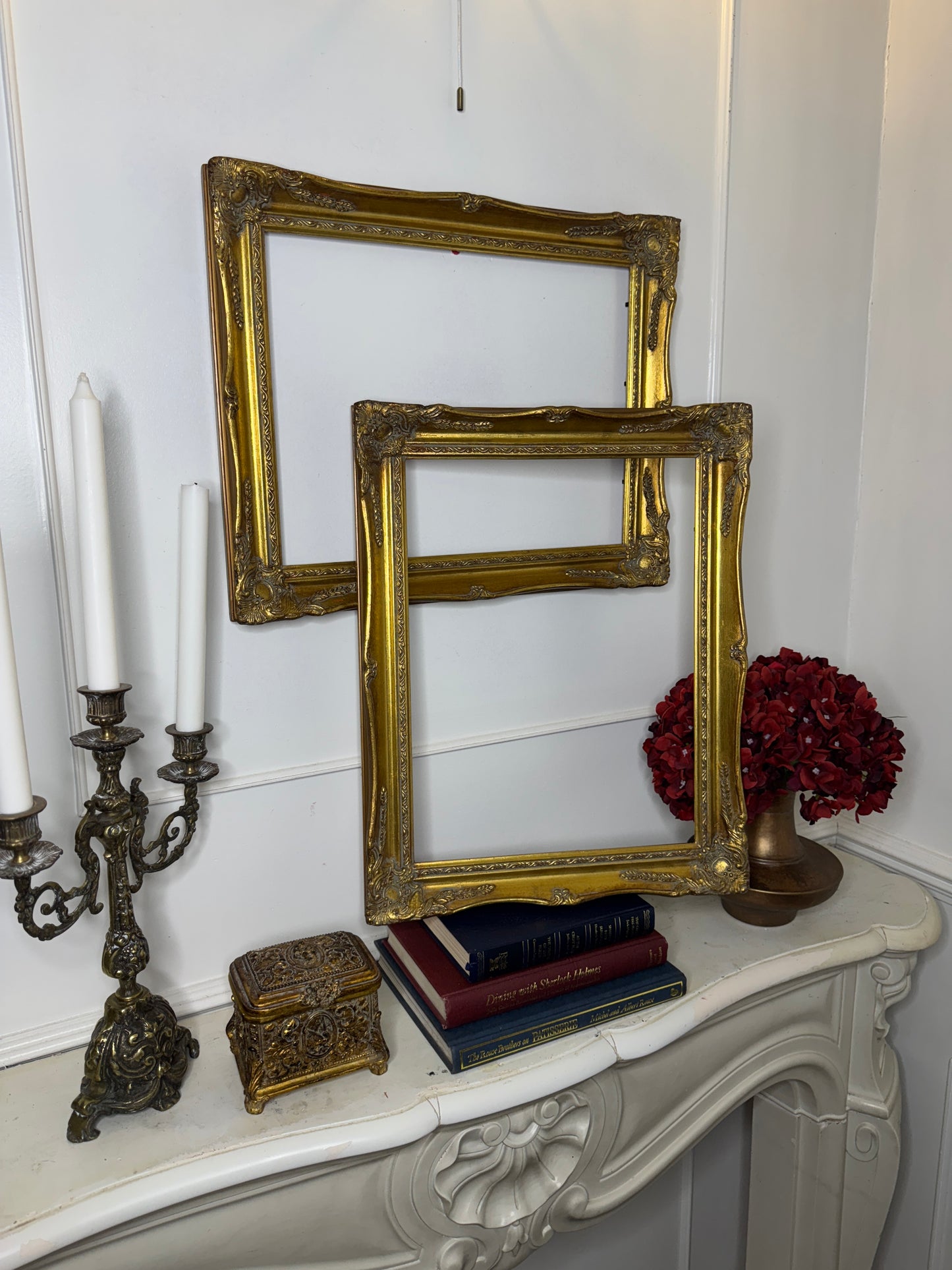 Vintage Ornate Sorélle Frame Medium