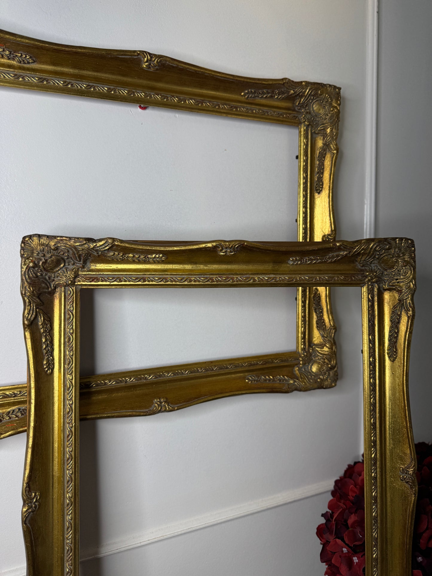 Vintage Ornate Sorélle Frame Medium