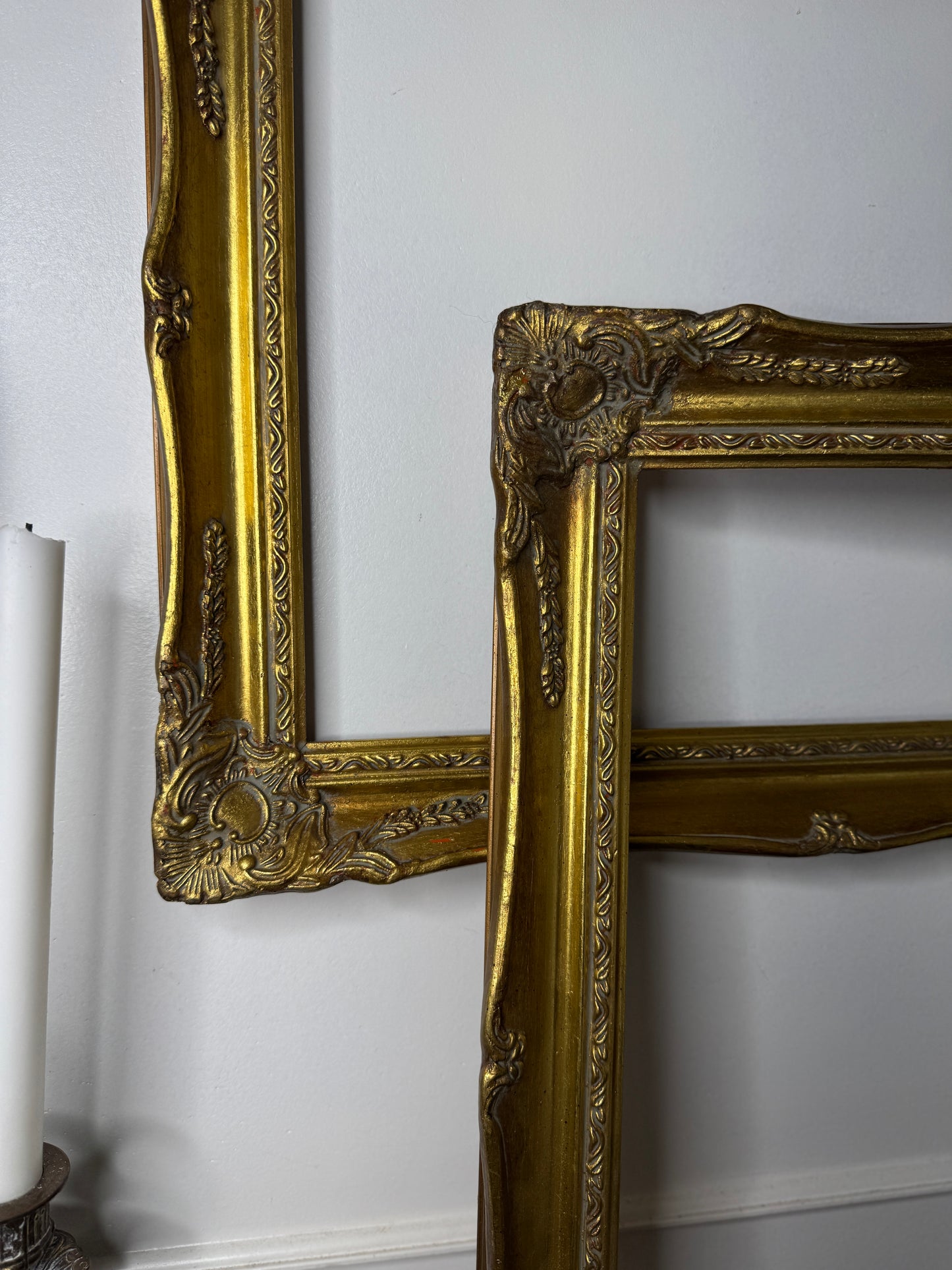 Vintage Ornate Sorélle Frame Medium